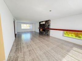 House for rent, 3 bedrooms in suite + 2 playrooms