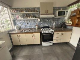 3-room house for sale with garage and large park