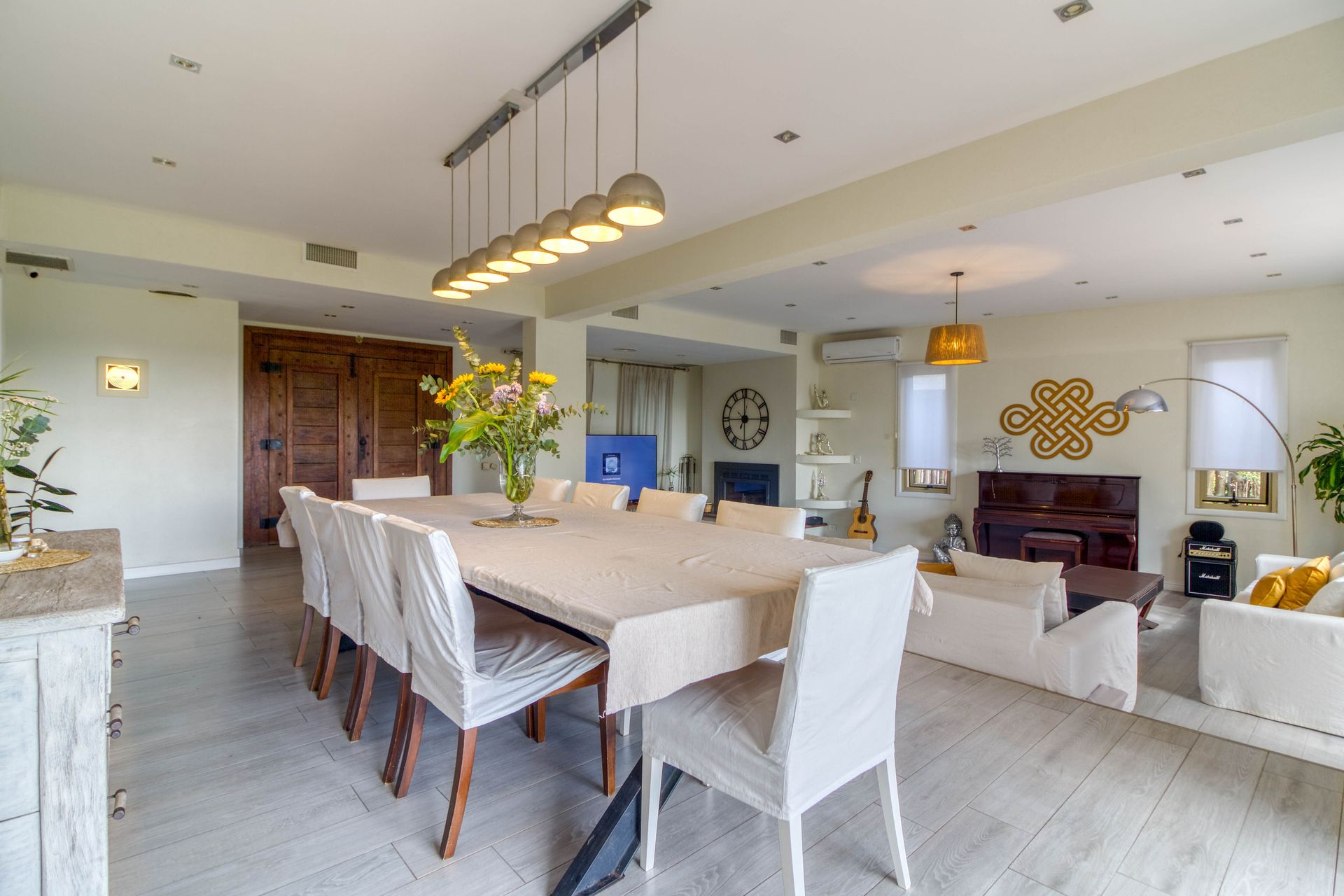 Venta casa 5 amb Olivos con jardín y cochera