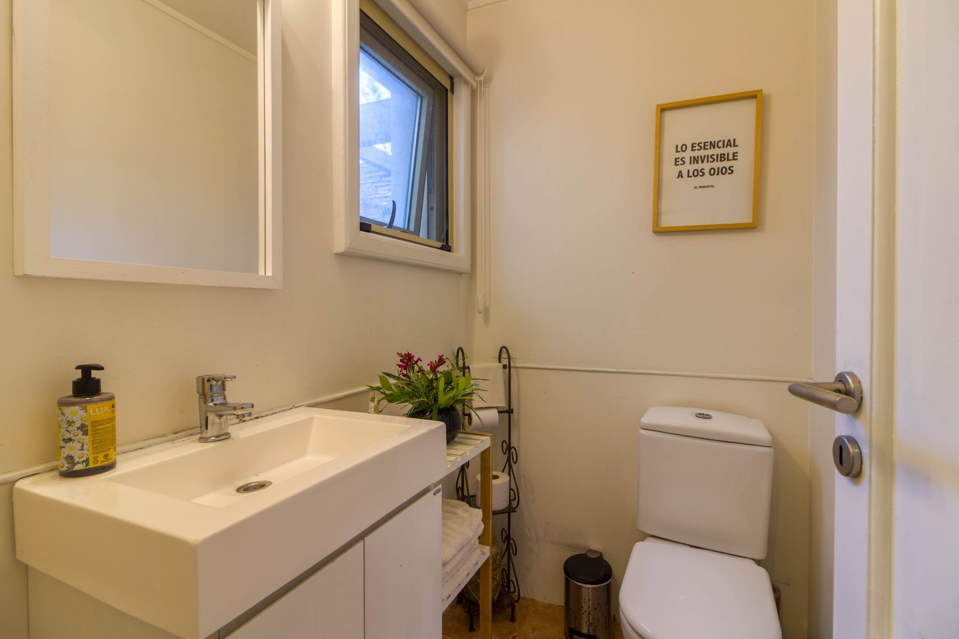 Venta casa 5 amb Olivos con jardín y cochera