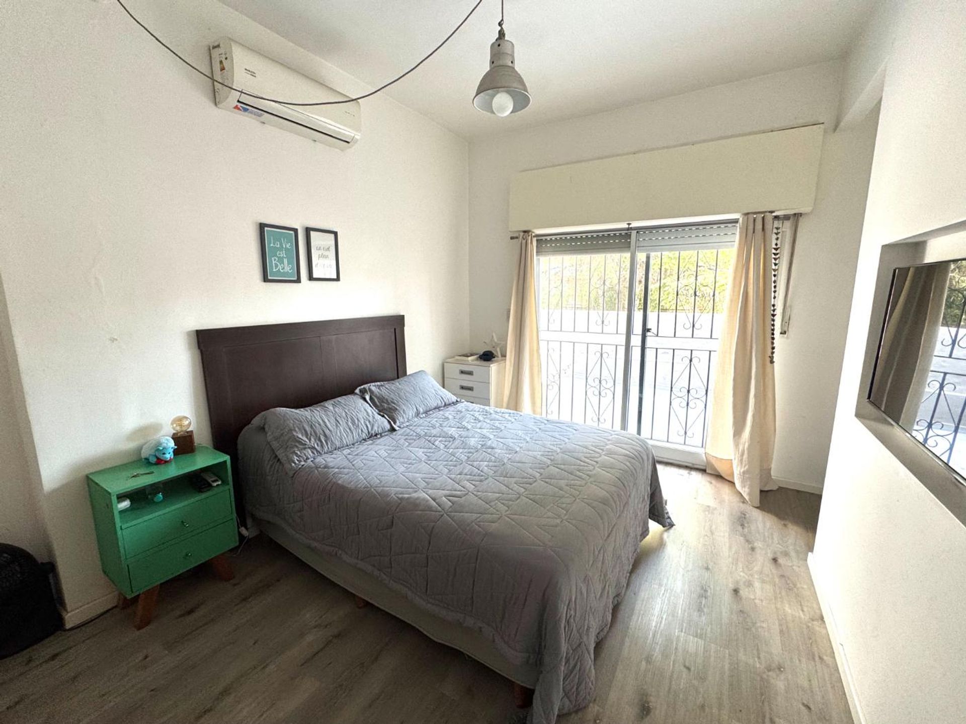 Venta casa 5 amb Olivos con jardín y cochera