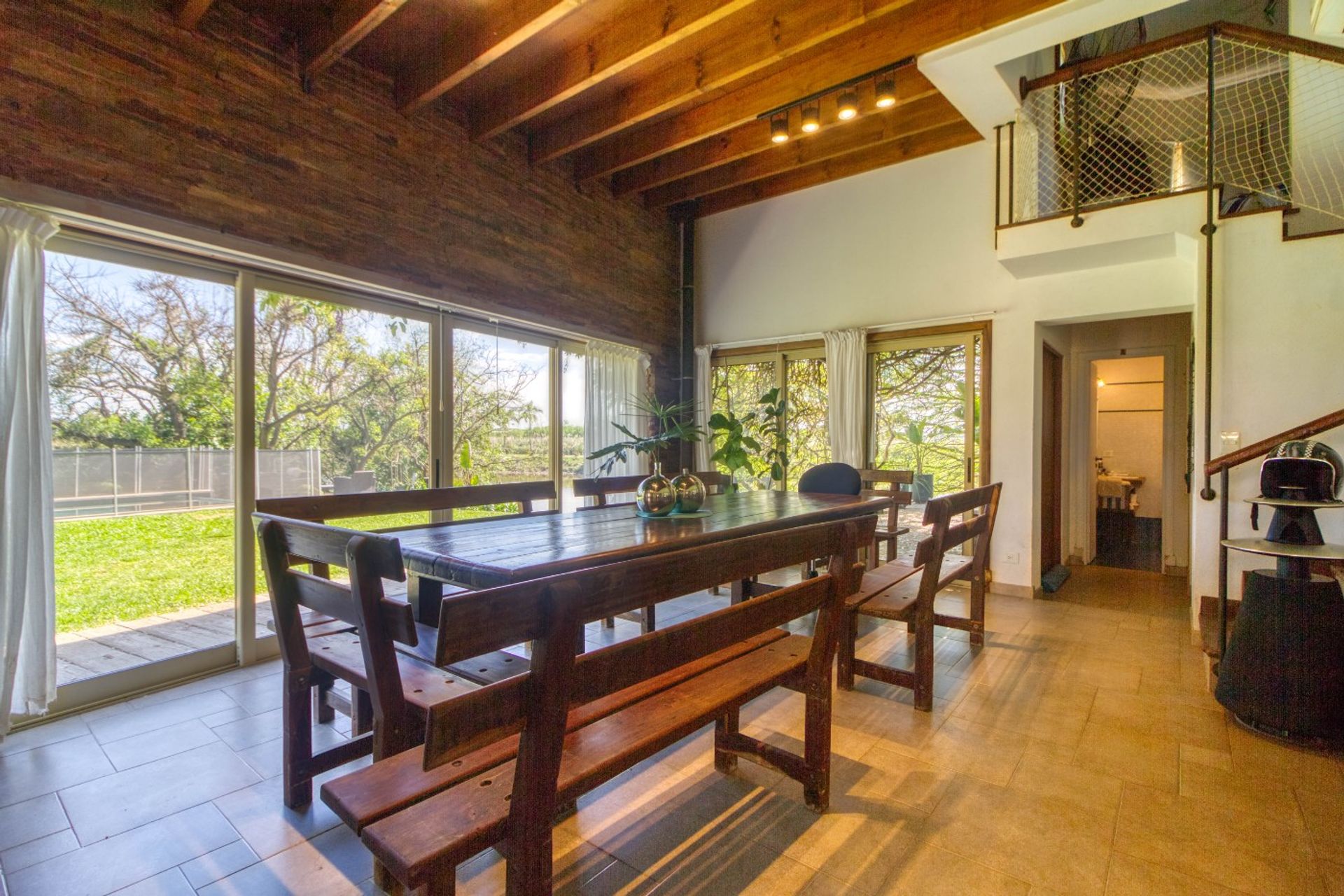 Venta casa 5 amb Olivos con jardín y cochera