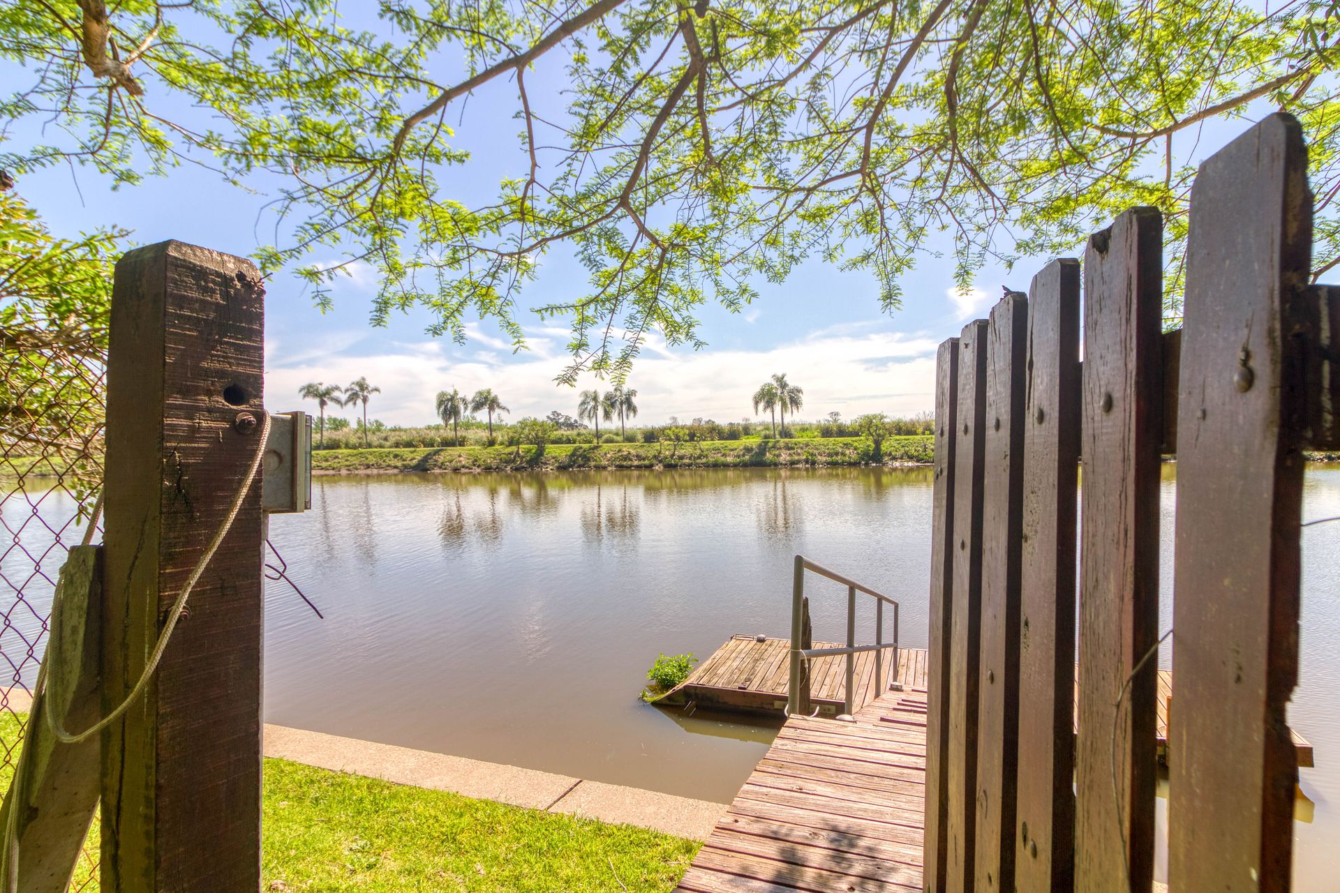Venta casa 5 amb Olivos con jardín y cochera