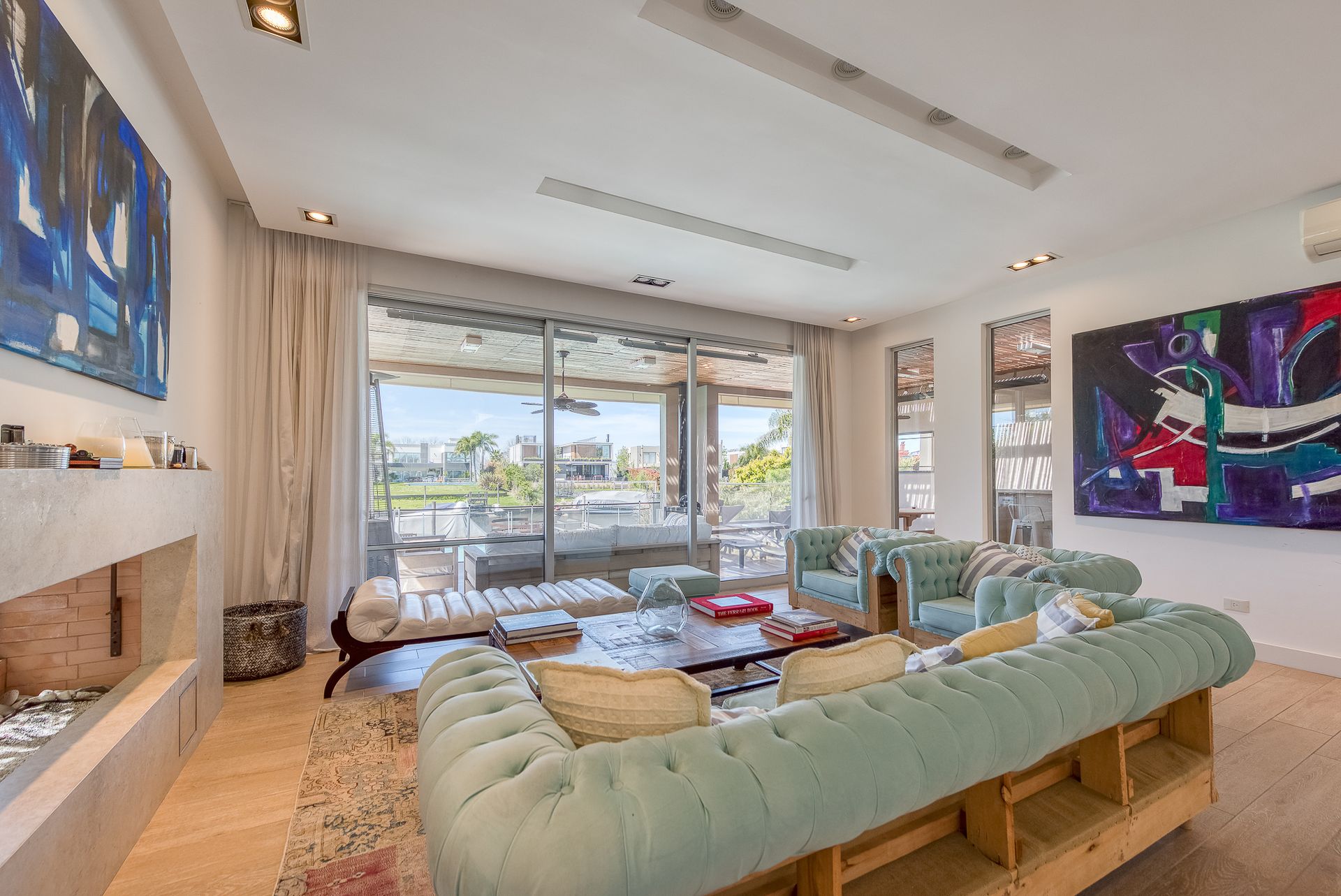 Venta Dpto en Duplex 3 ambientes Florida Cochera
