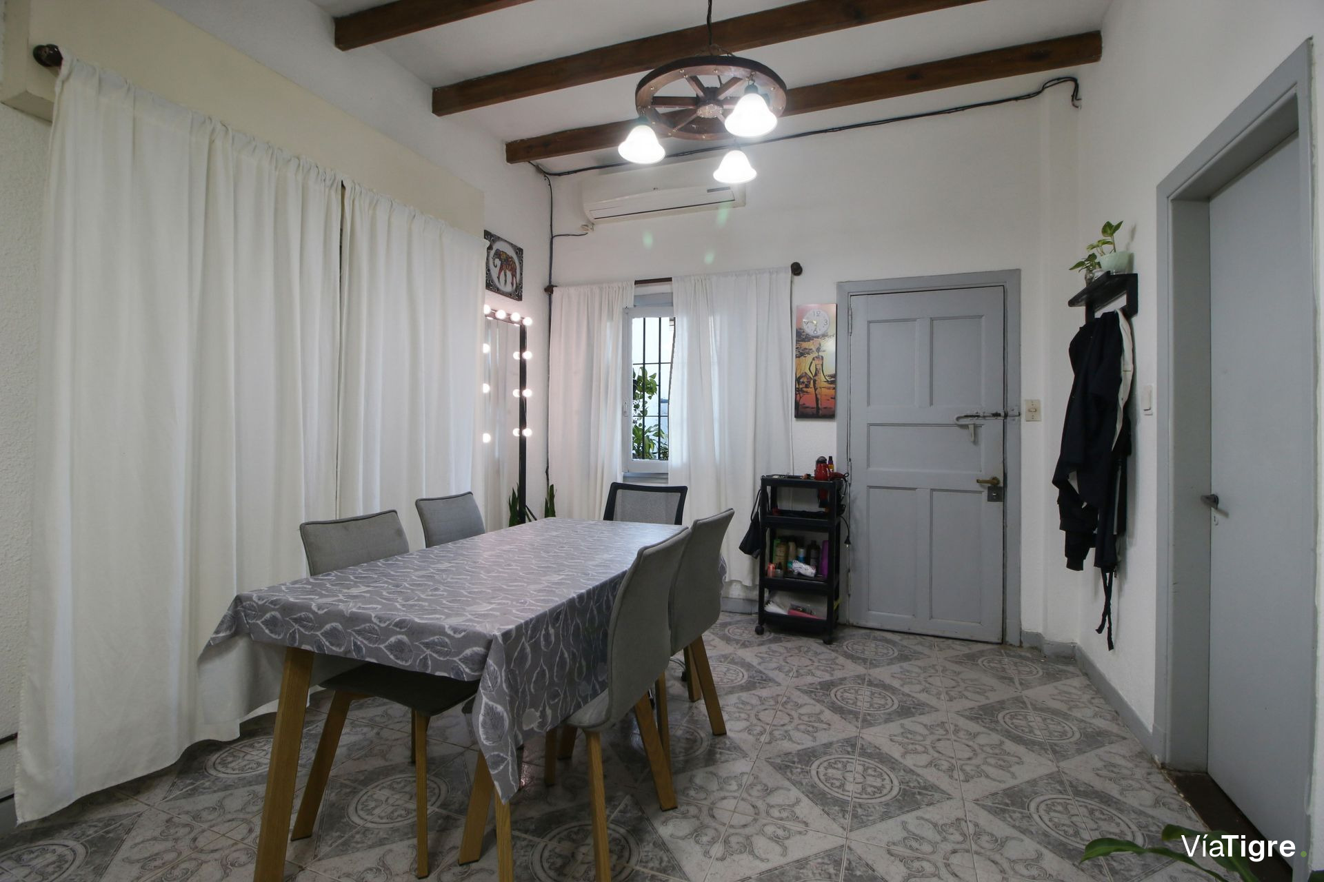 ALQUILA CASA 3 AMBIENTES tipo PH BECCAR C/COCHERA