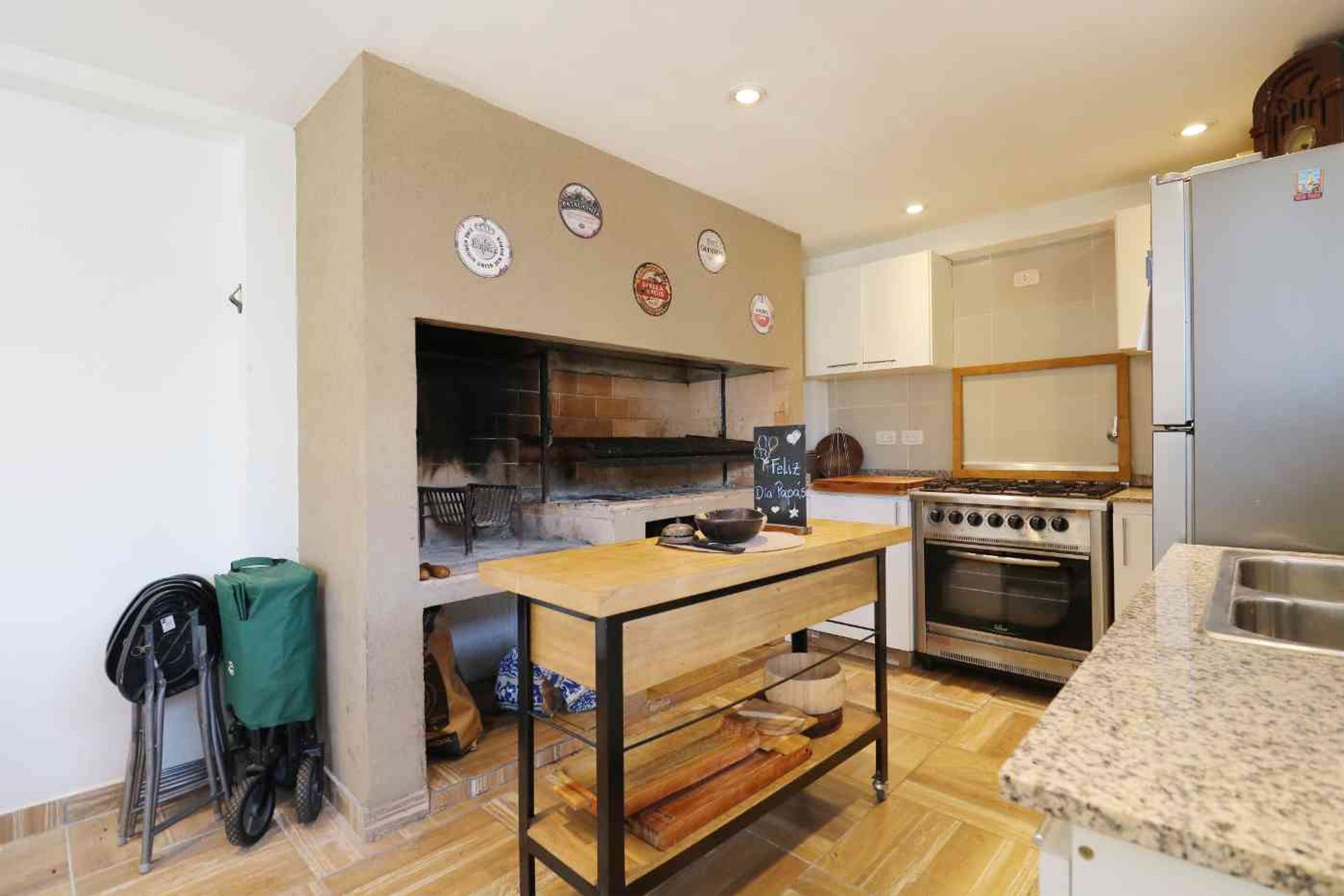 Venta Casa 4 Ambientes Pileta Quincho Cochera