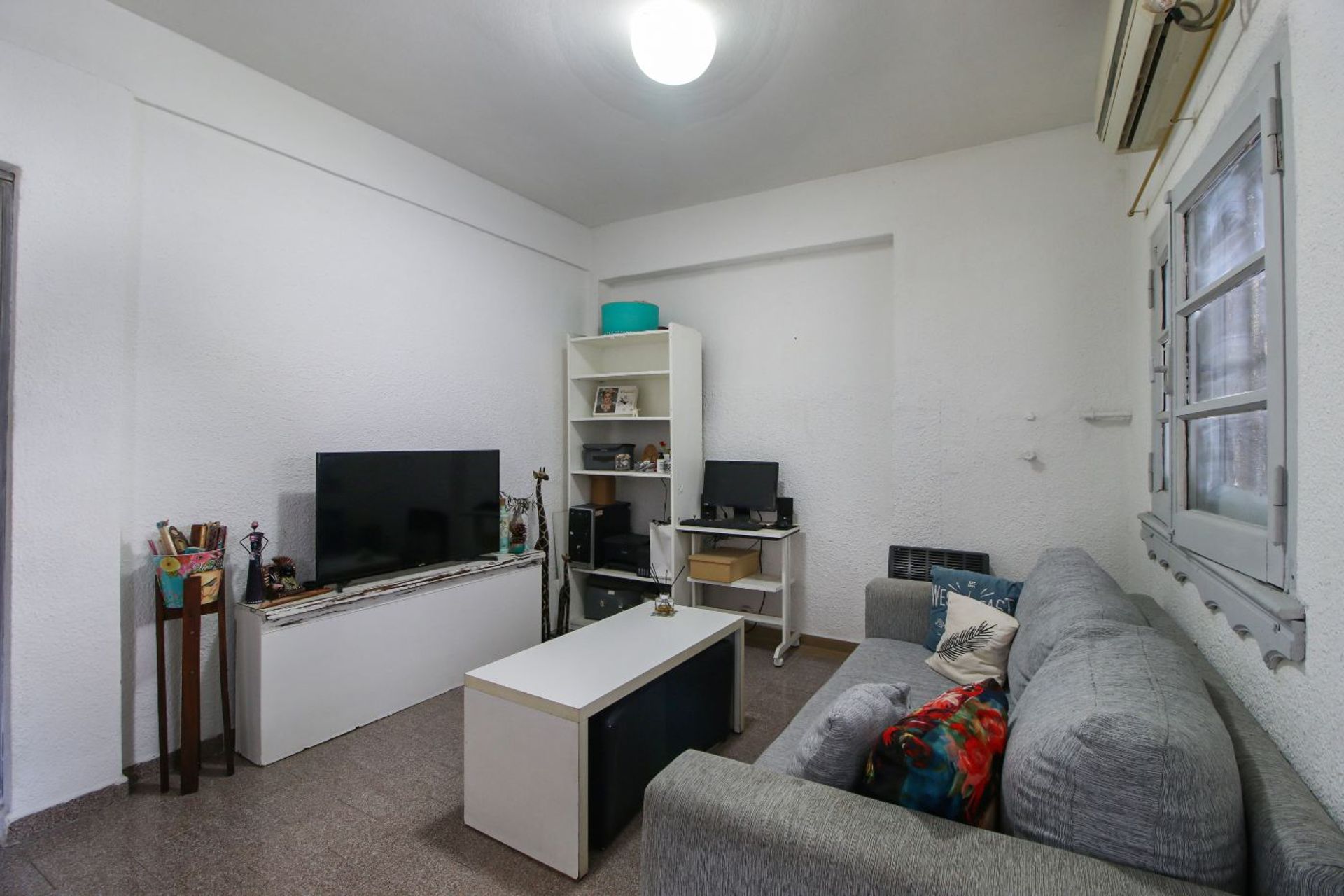 Rent 2-Room House, Type Ph Beccar