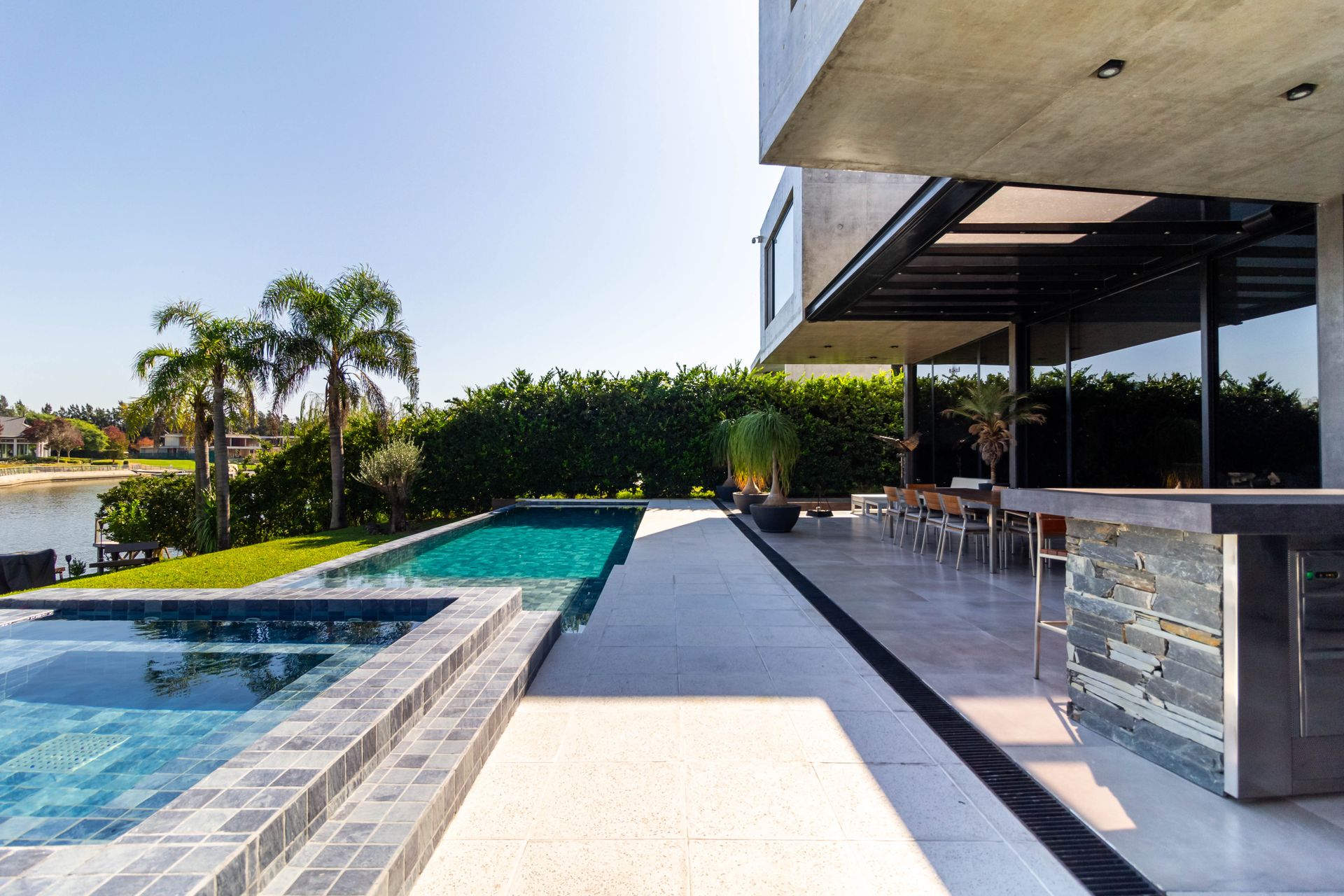 Venta Casa Barrio Albanueva 8 Amb Al Rio Tigre