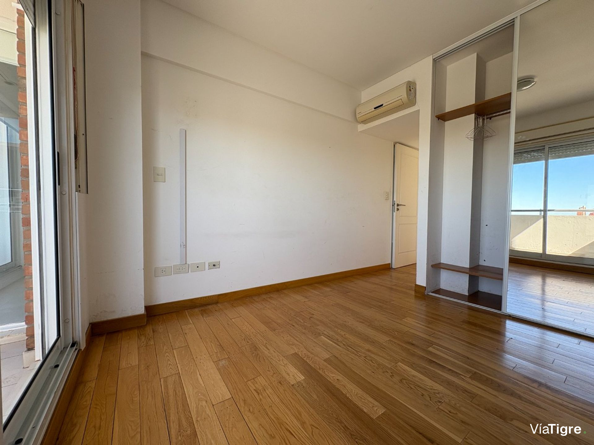Venta Casa 3 amb. Jardin Casas de Sta Maria Tigre