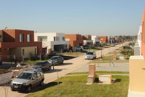 Venta Casa 3 amb. Jardin Casas de Sta Maria Tigre