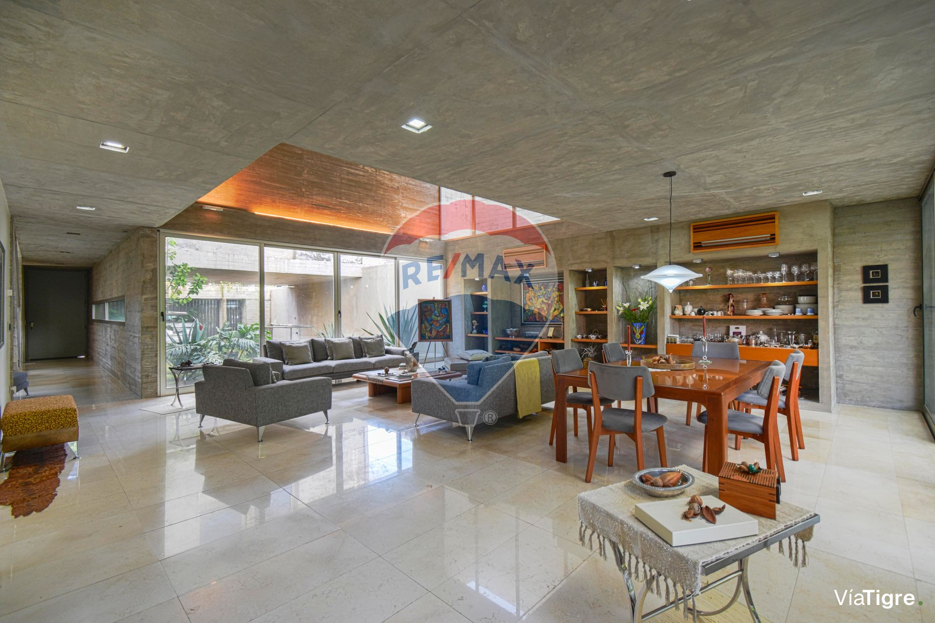 Venta Casa a estrenar en Martínez de diseño
