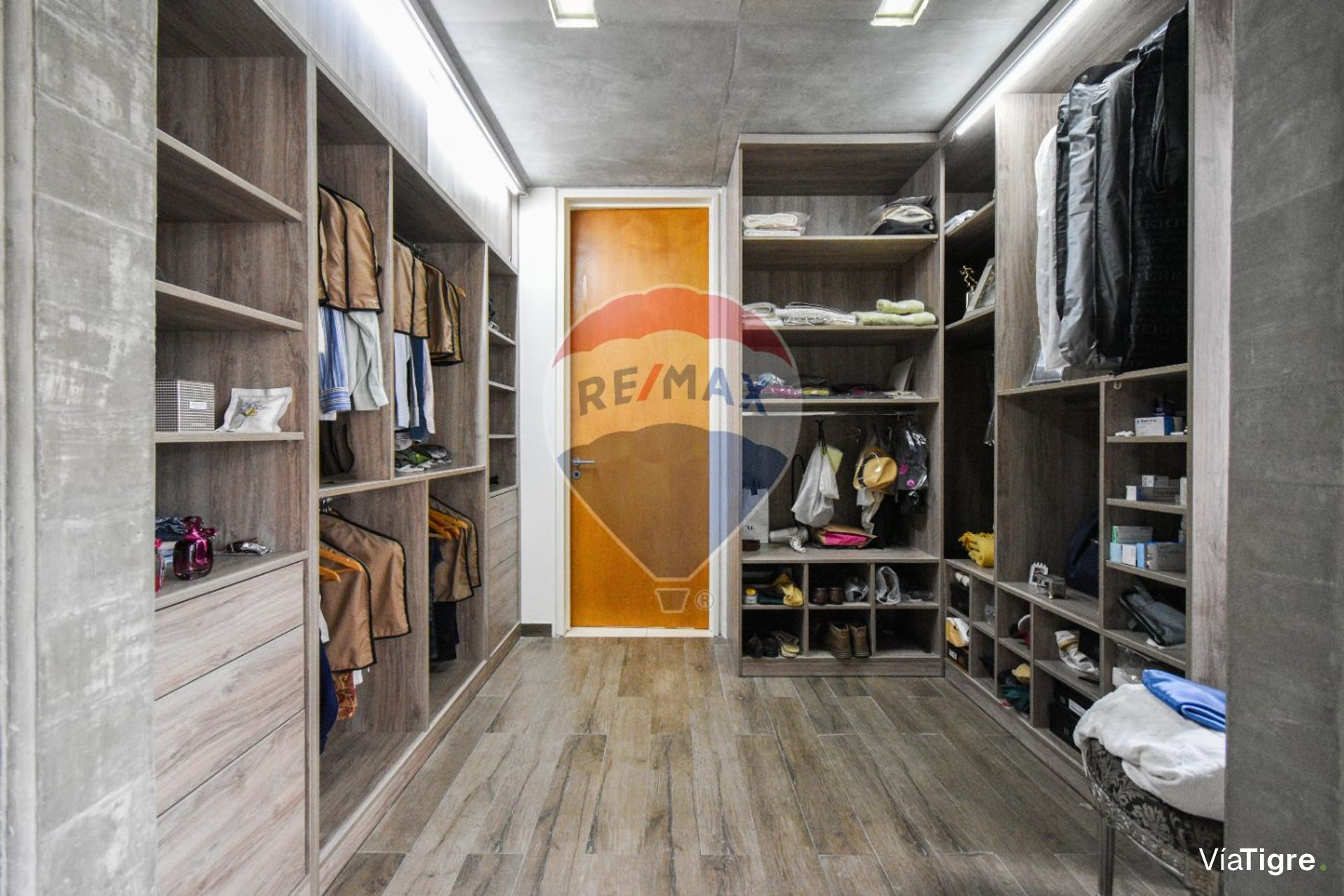 Venta Casa a estrenar en Martínez de diseño
