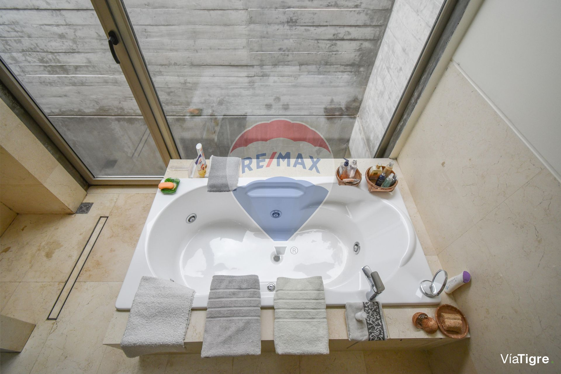 Venta Casa a estrenar en Martínez de diseño