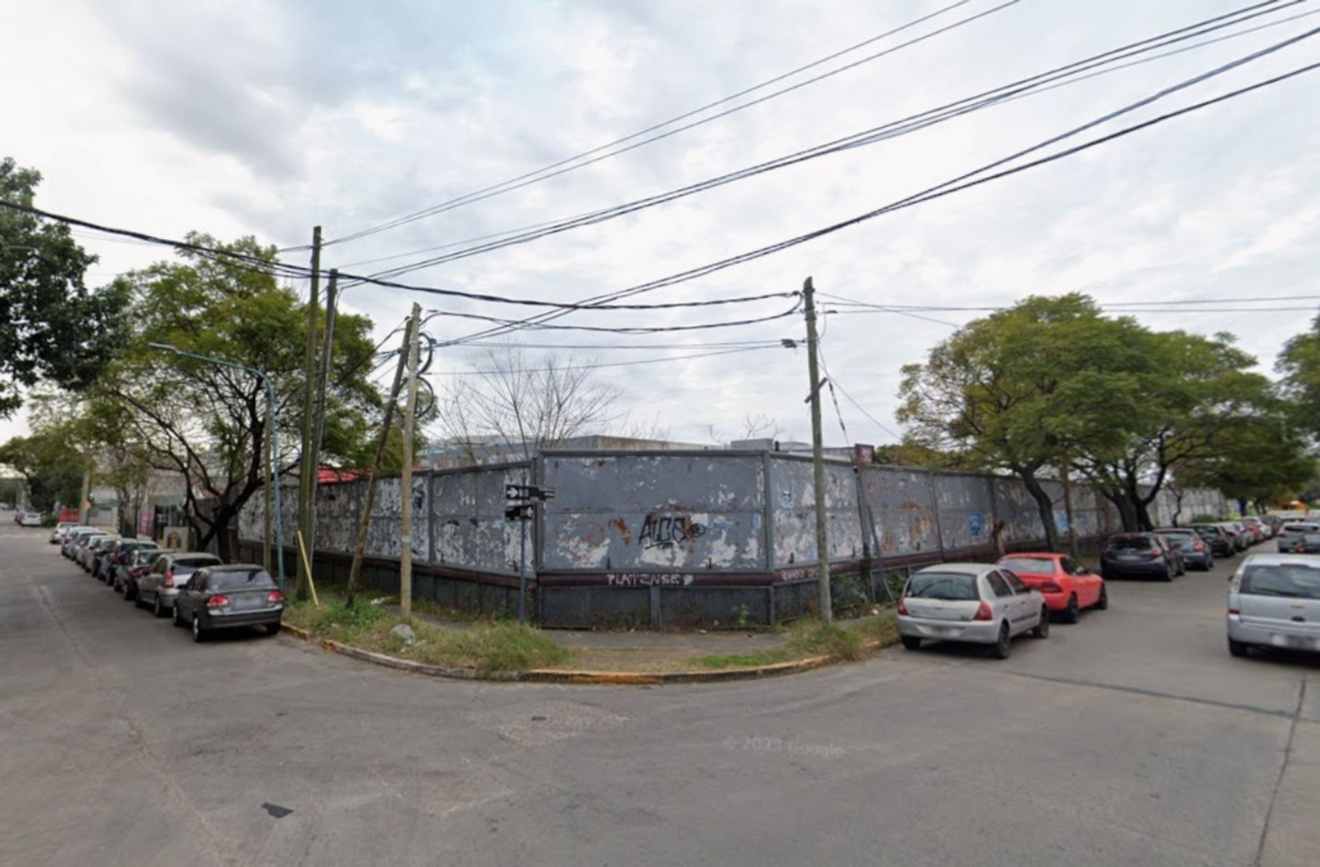 VENTA PH único Triplex jardin cochera Florida