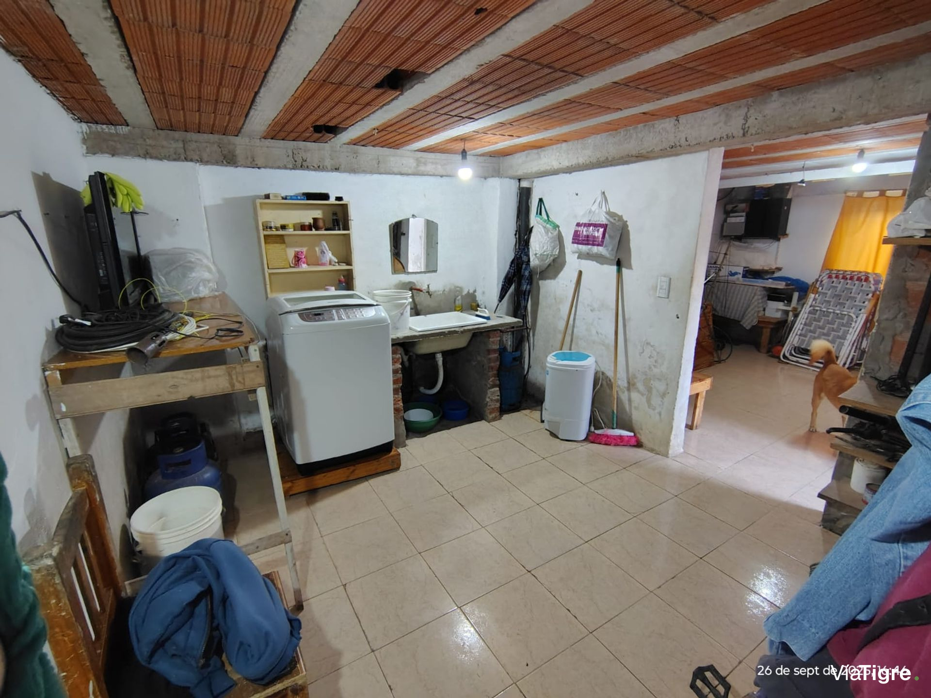 Venta Casa 3 Ambientes + Un 2 Ambientes En Pb