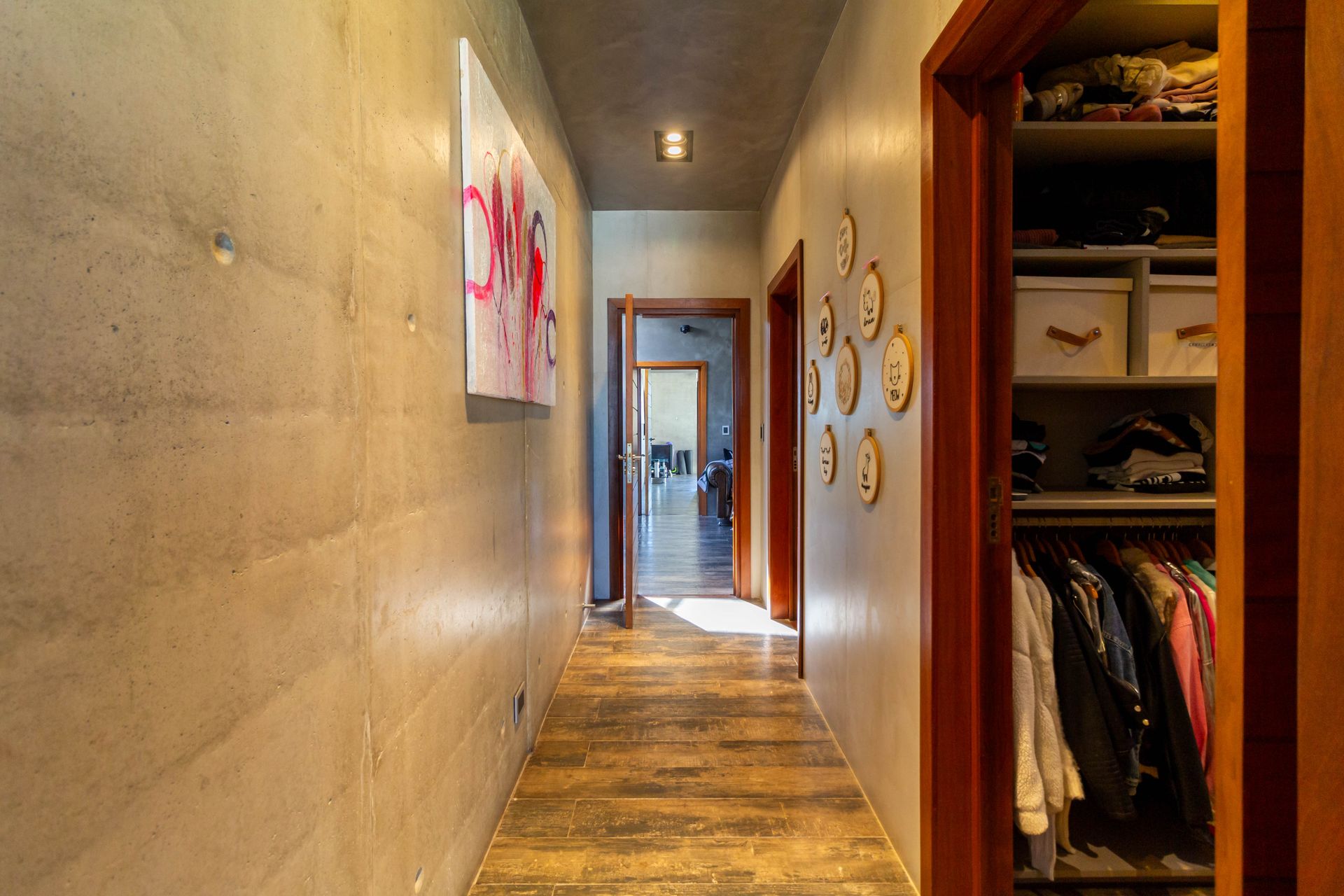 Casa en Sunny Tigre | Sobre calle principal