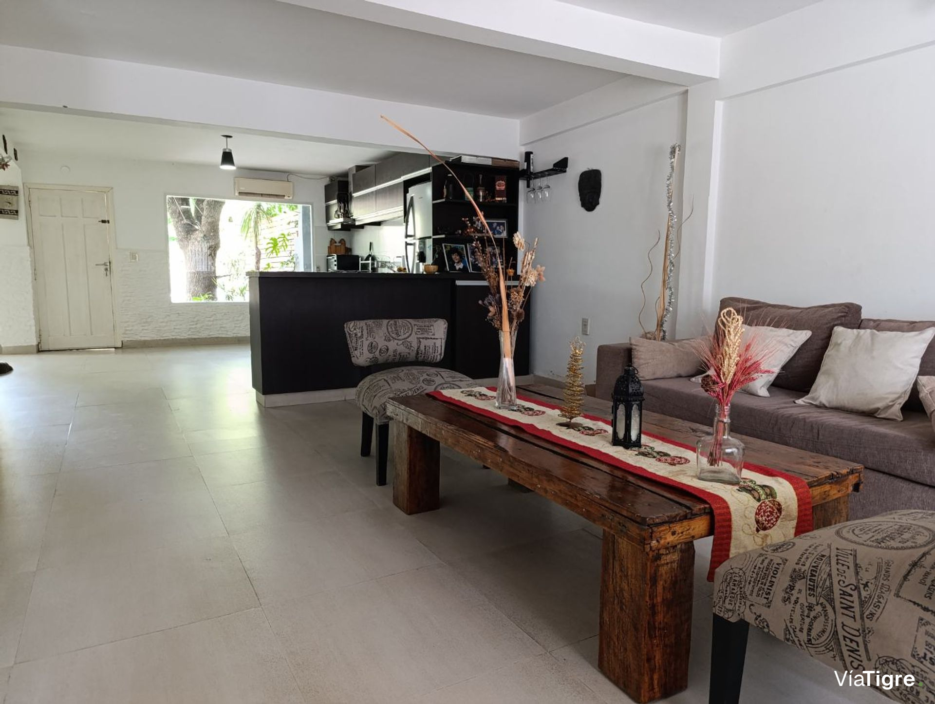 Casa en venta Tigre jardin y pileta.