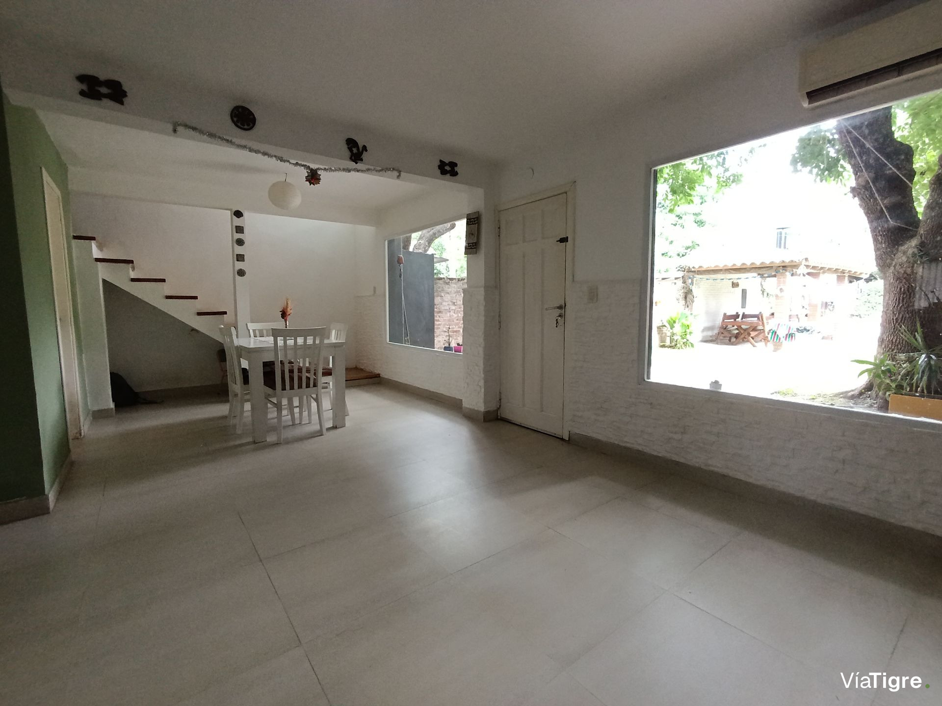 Casa en venta Tigre jardin y pileta.