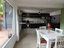 Casa en venta Tigre jardin y pileta.