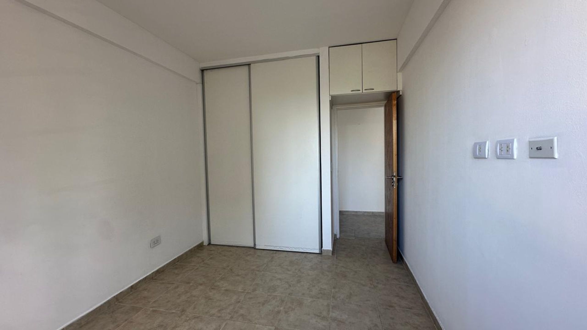 Alquiler Departamento 2 ambientes en Tigre .