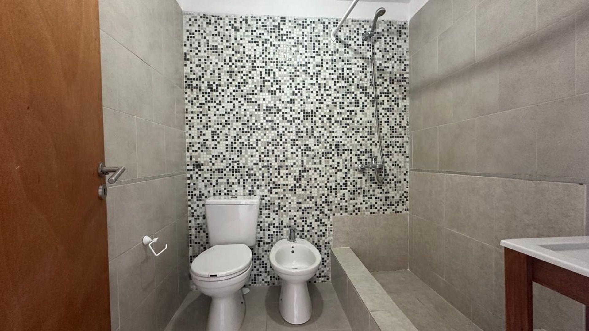 Alquiler Departamento 2 ambientes en Tigre .
