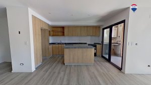 Duplex 3-room Apartment for Sale with Terrace and Garage, V López