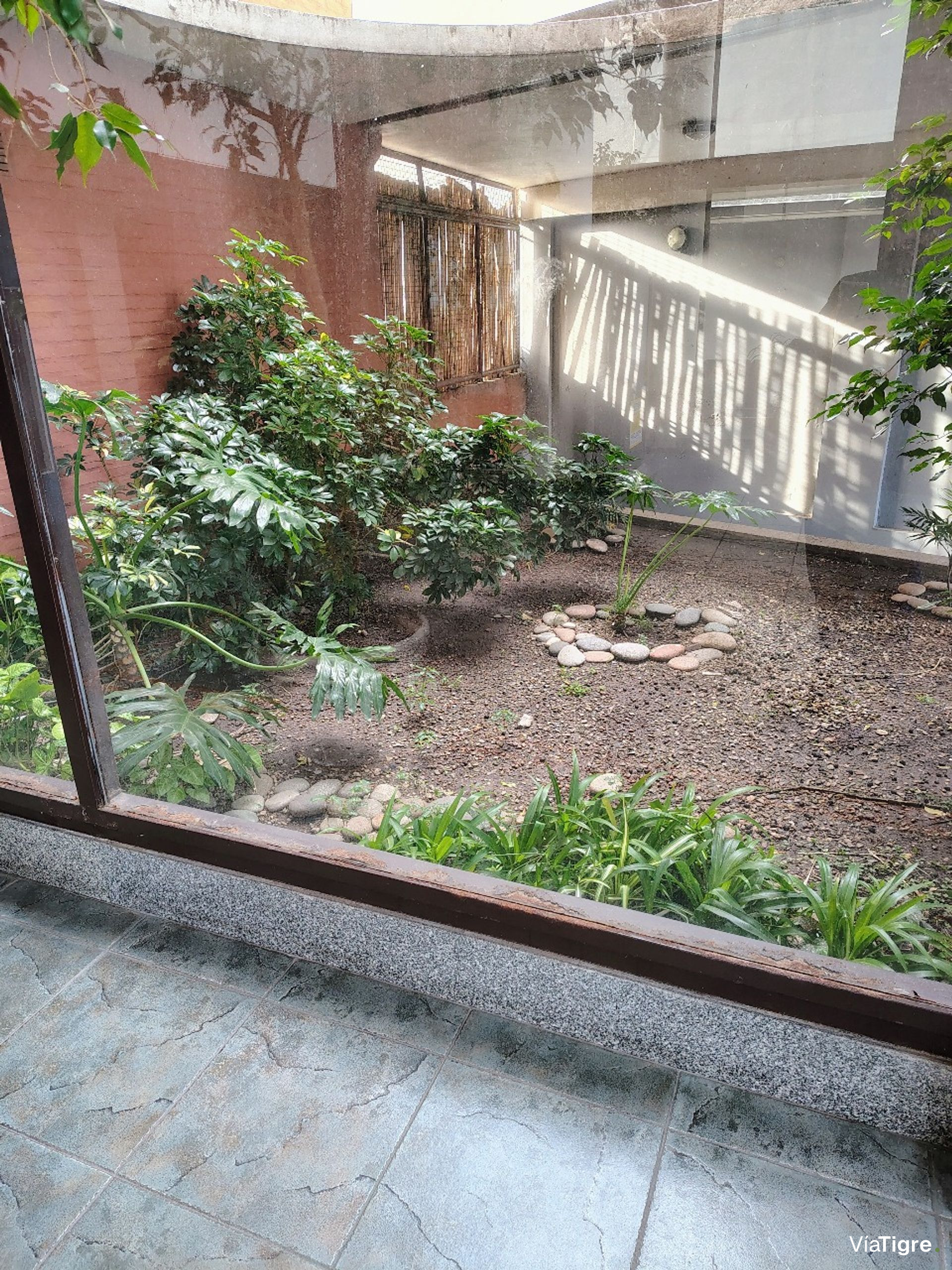 Dep 2 amb en venta San Isidro con cochera y balcón