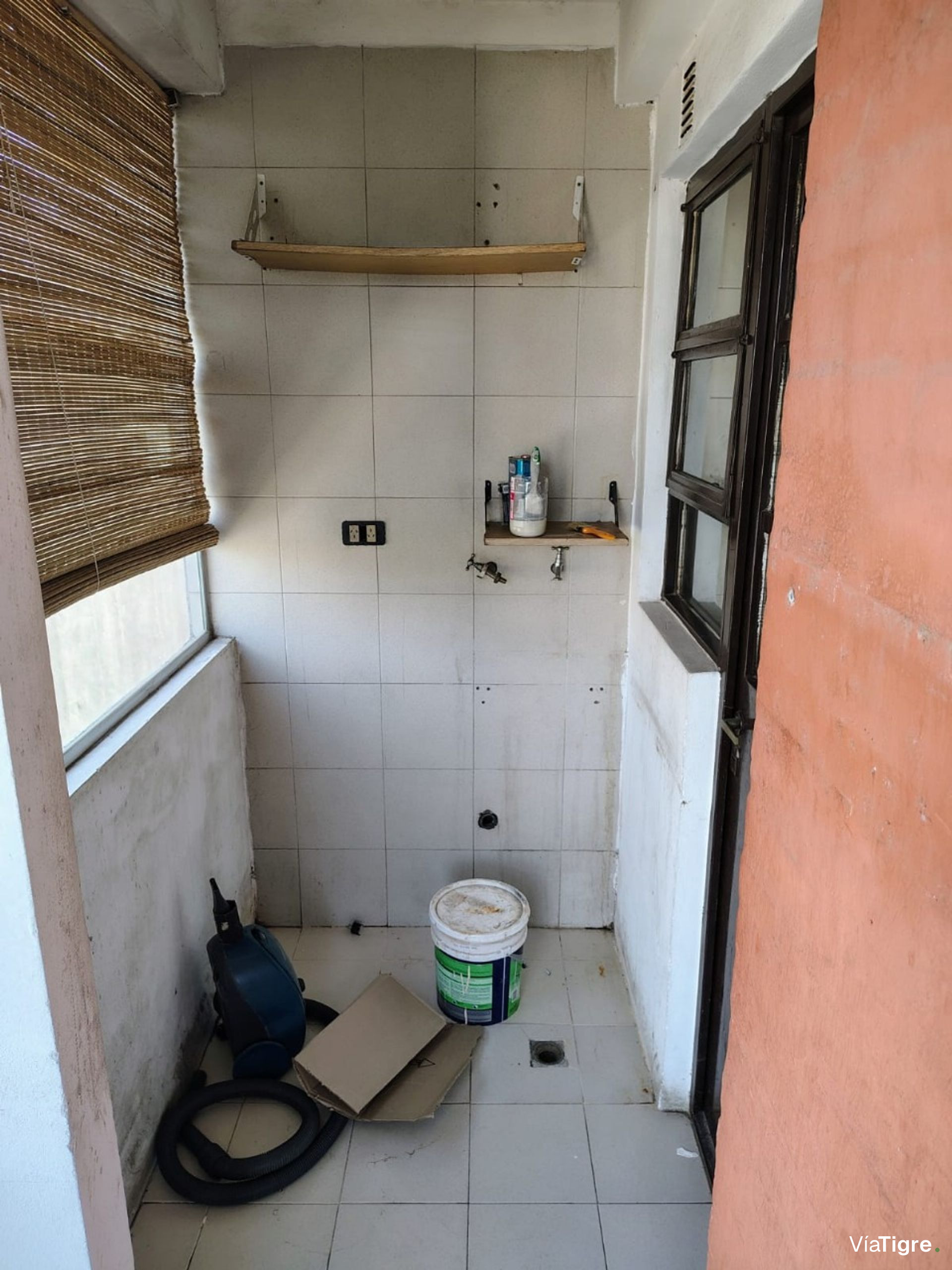 Dep 2 amb en venta San Isidro con cochera y balcón