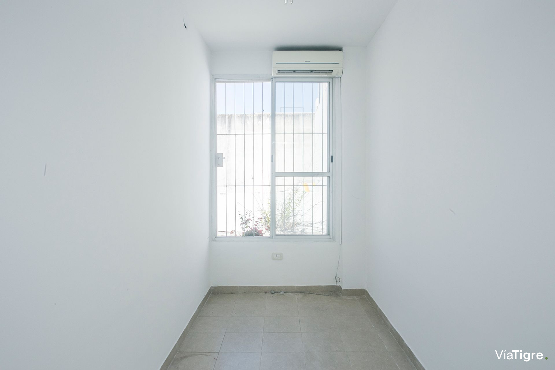 OFICINAS 930 m2 PLANTA LIBRE en OLIVO, 18 cocheras
