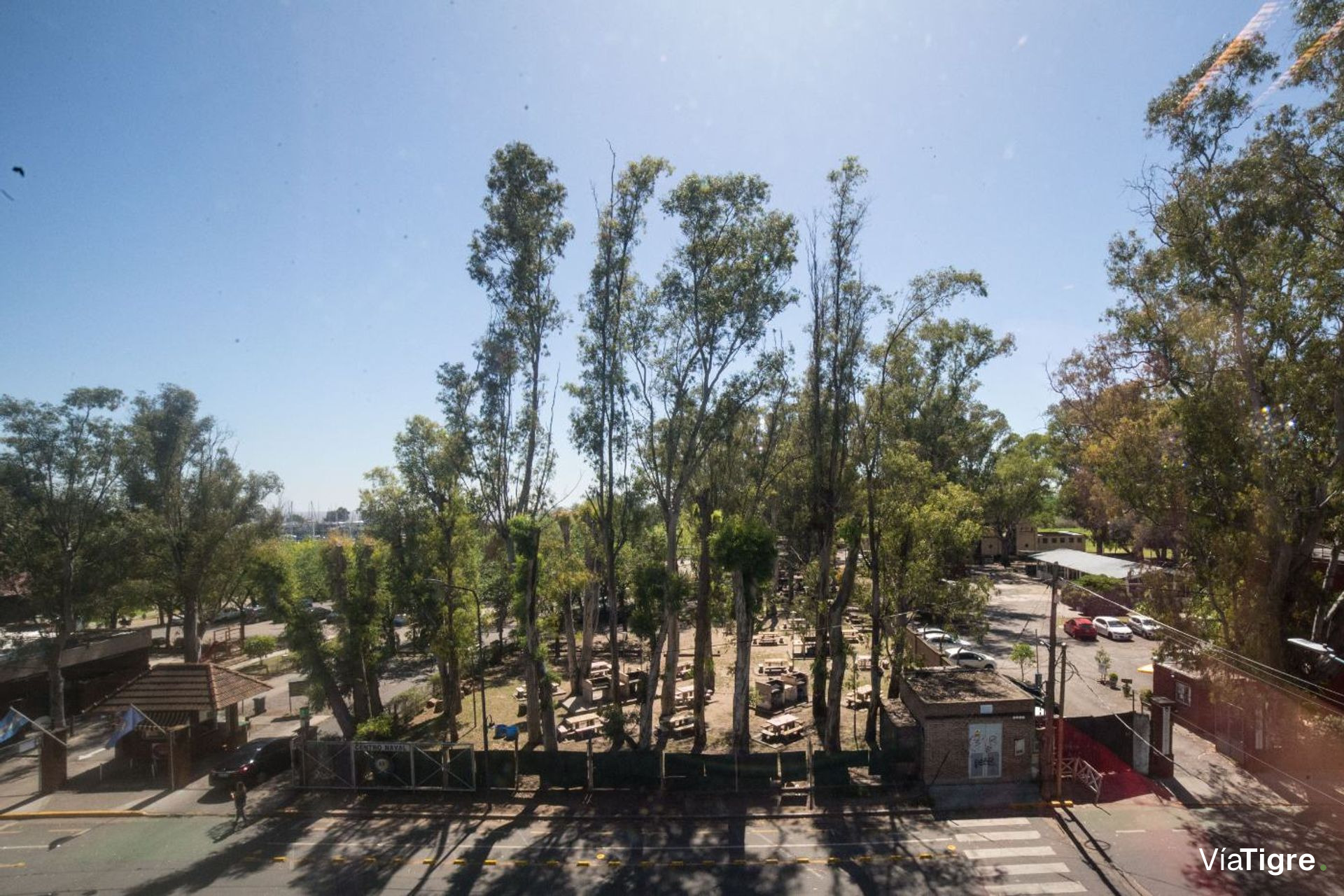 OFICINAS 930 m2 PLANTA LIBRE en OLIVO, 18 cocheras