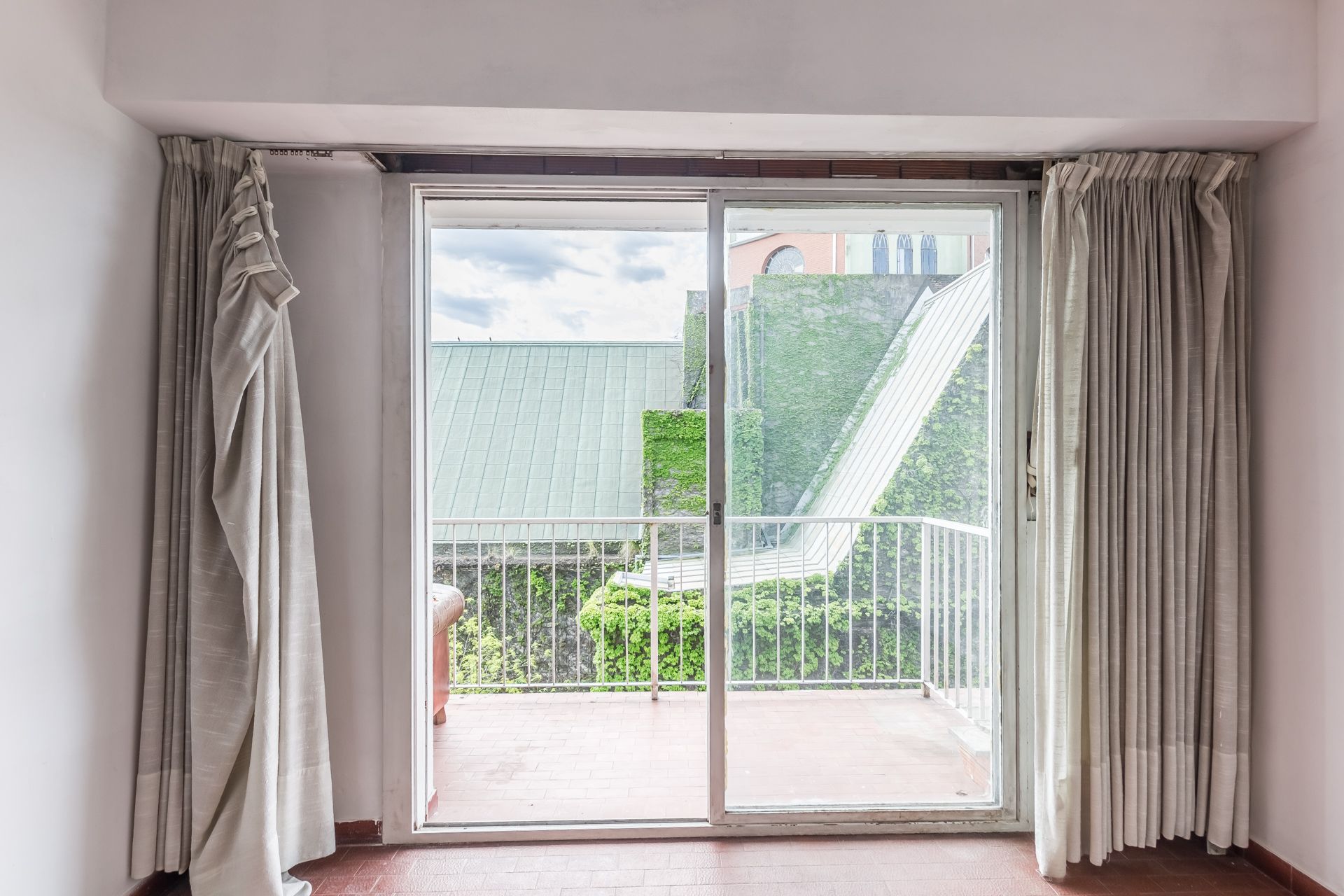 Venta Departamento 3 Ambientes Con Balcon Frente