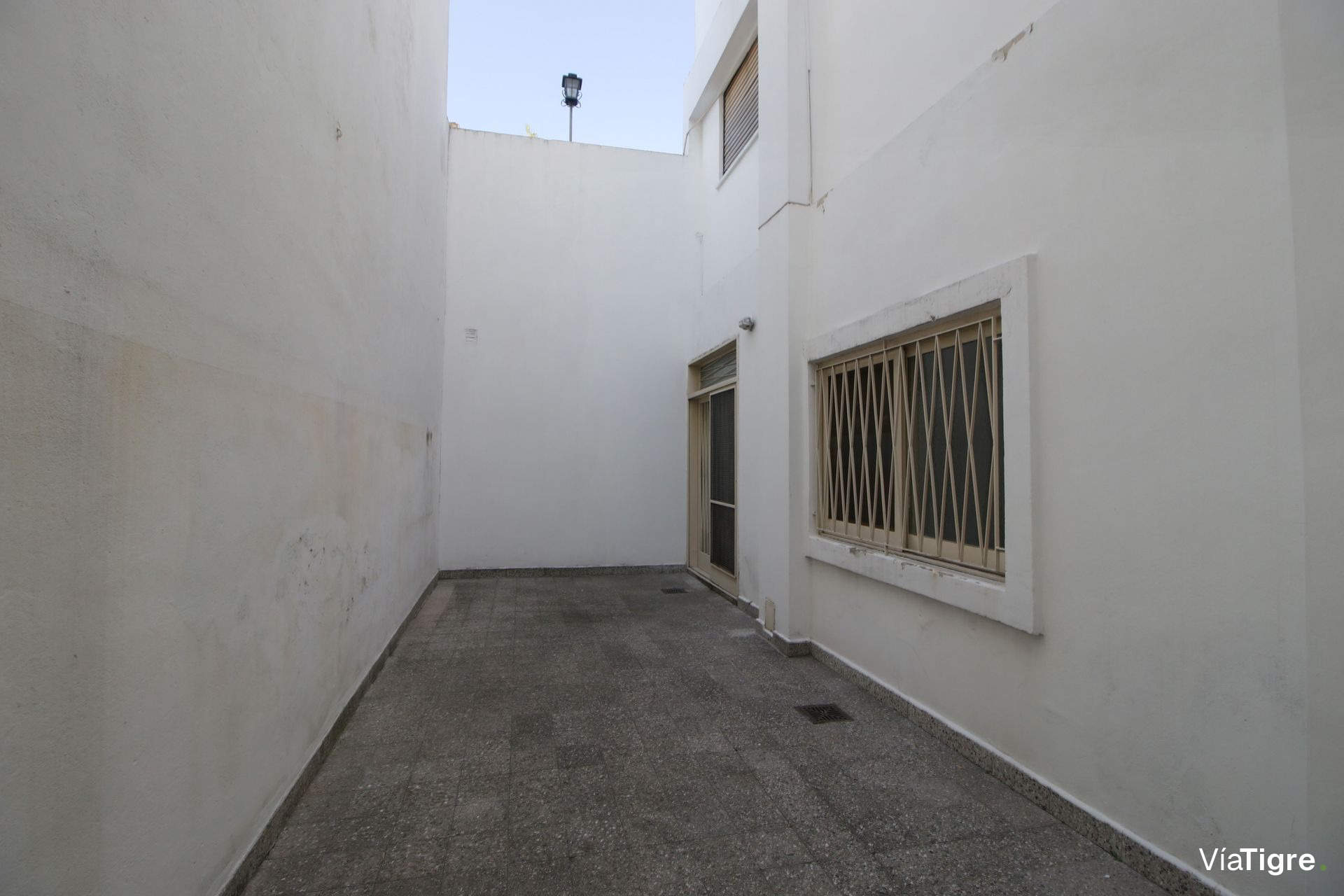 Venta 5 Amb Con Cochera Y 2 Patios!