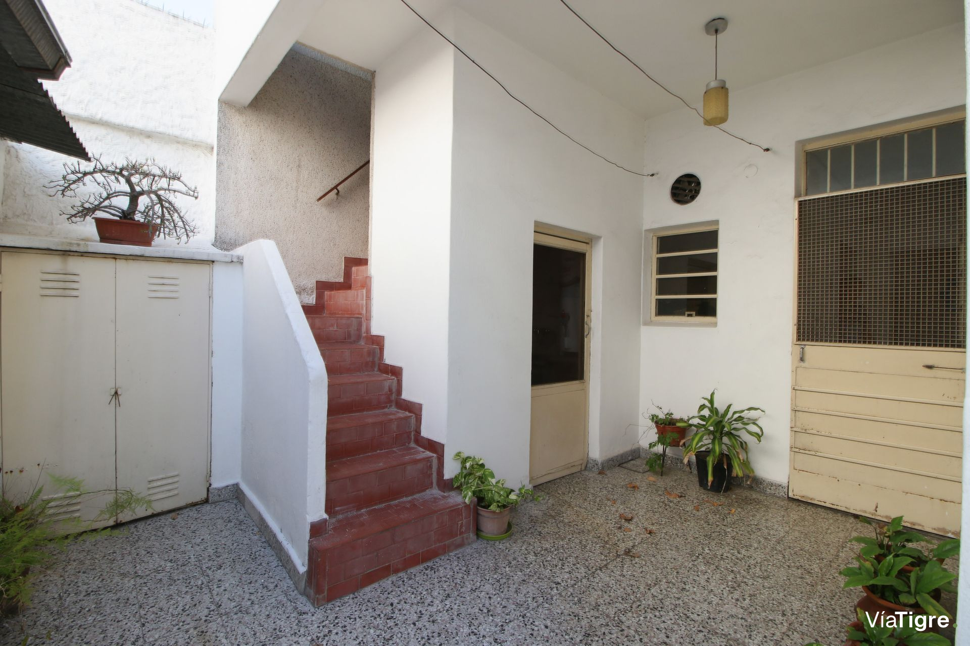 Venta 5 Amb Con Cochera Y 2 Patios!