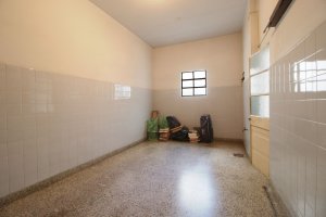 5-Room Sale with Garage and 2 Patios