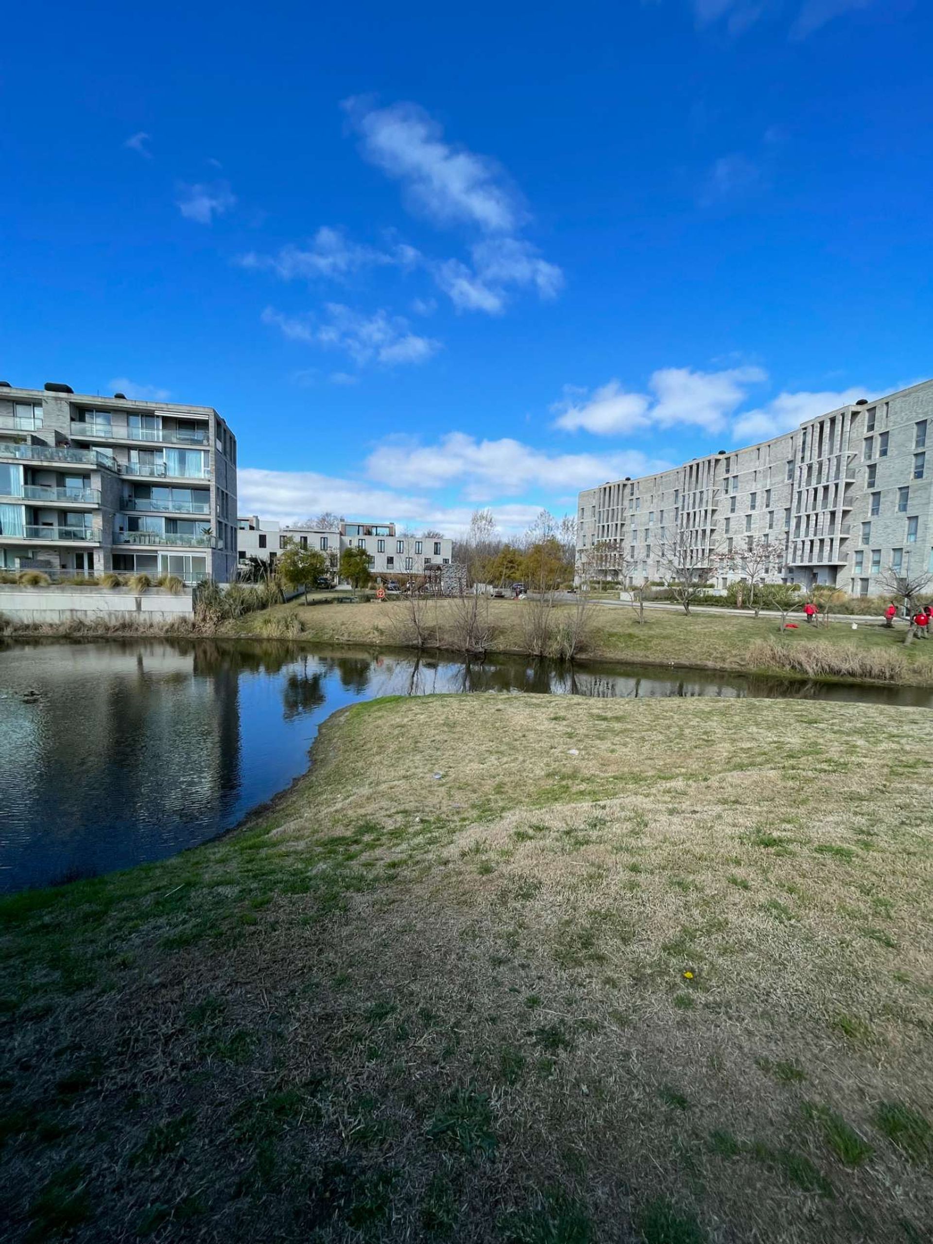 Venta Dpto 4 Amb.- Frente al Hipodromo- San Isidro