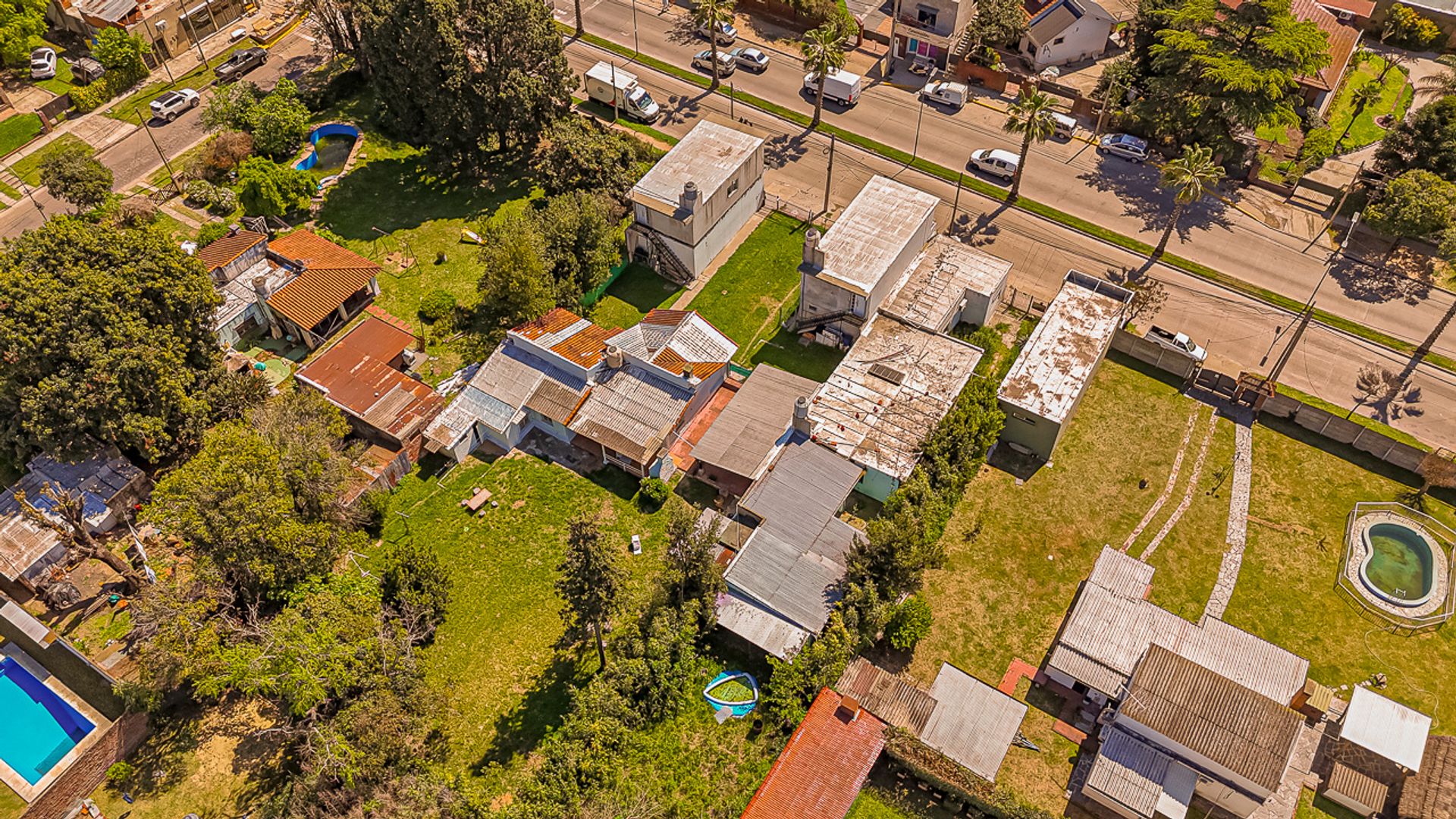 Casa Multifamiliar Venta Benavidez Zona Comercial