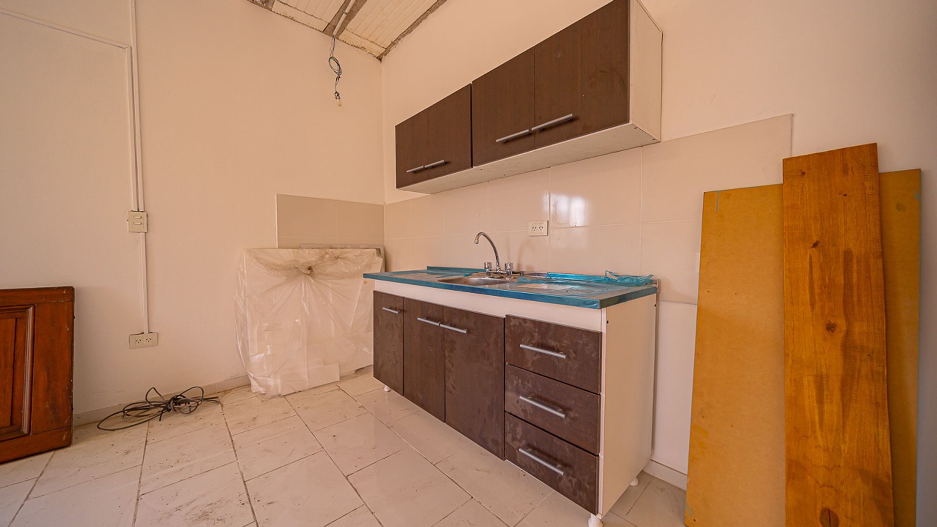 Casa Multifamiliar Venta Benavidez Zona Comercial