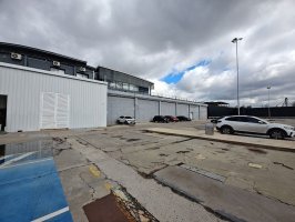 LOT 1000 square meters with constructions for sale BENAVIDEZ