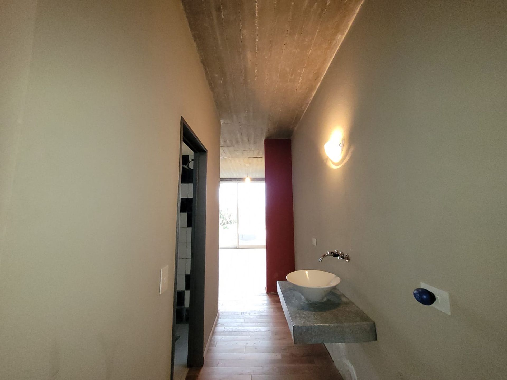 Venta Casa 4amb + dep a la laguna Barrio cerrTigre