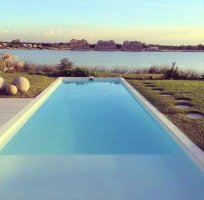 Venta Casa 4amb + dep a la laguna Barrio cerrTigre