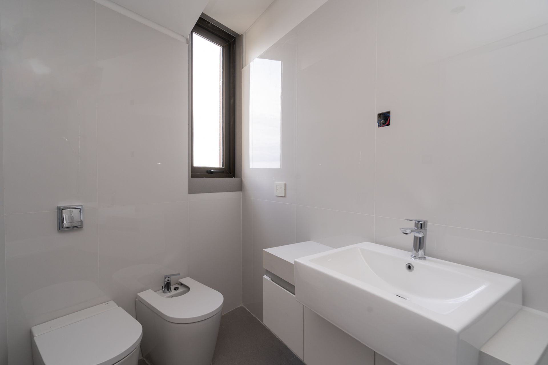 Casa En Martinez. 4 Ambientes. Refaccionada