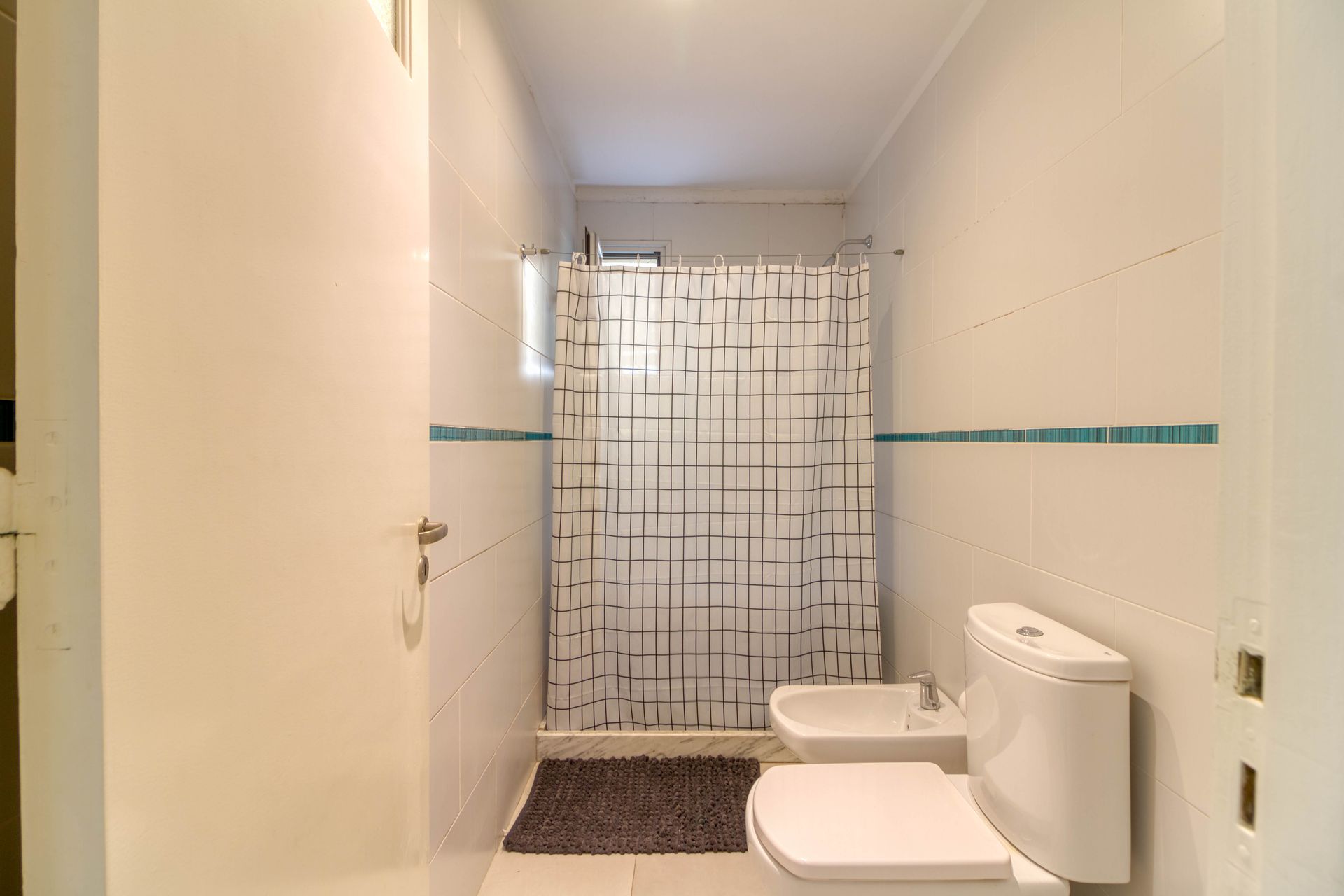 Casa En Martinez. 4 Ambientes. Refaccionada
