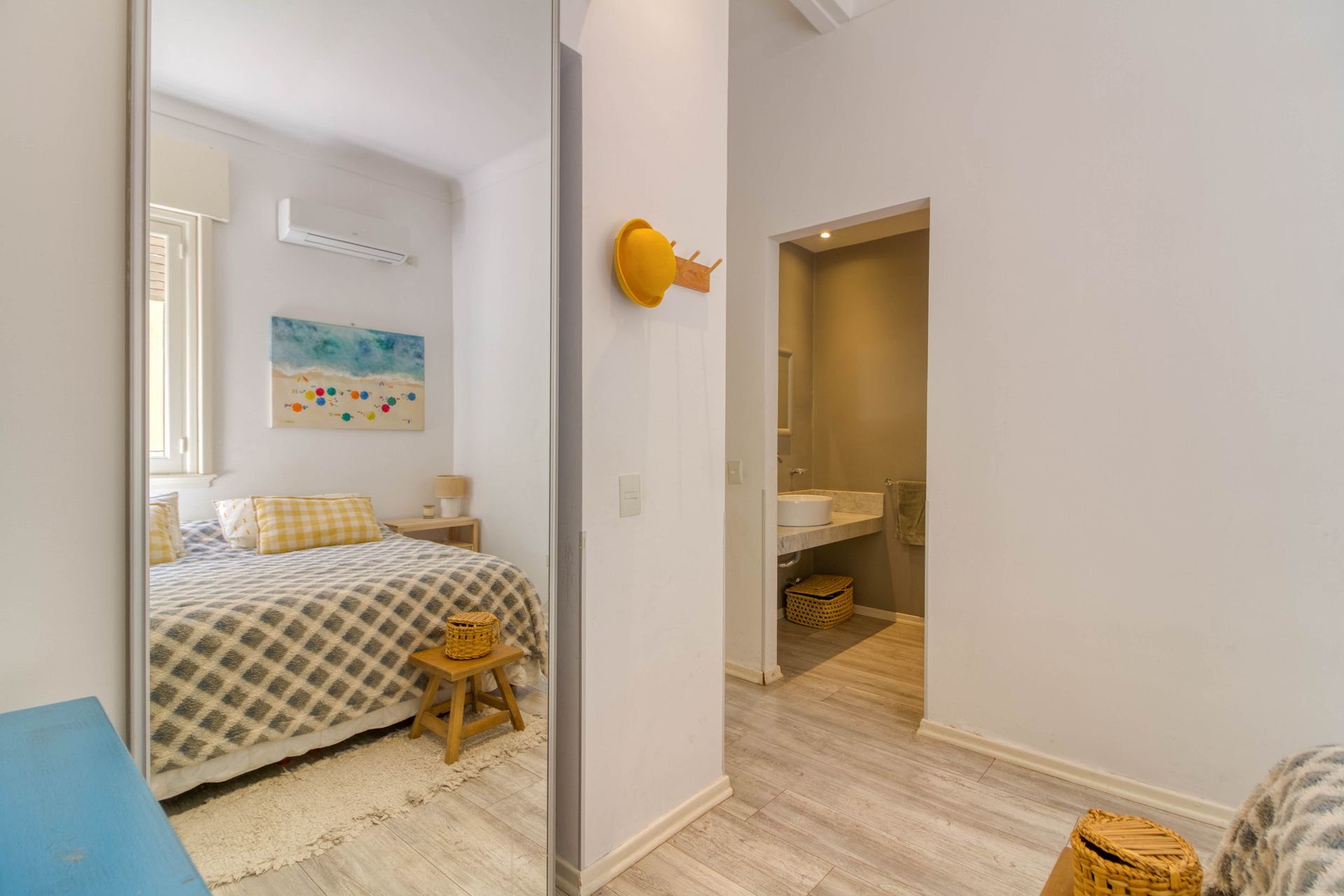 Casa En Martinez. 4 Ambientes. Refaccionada