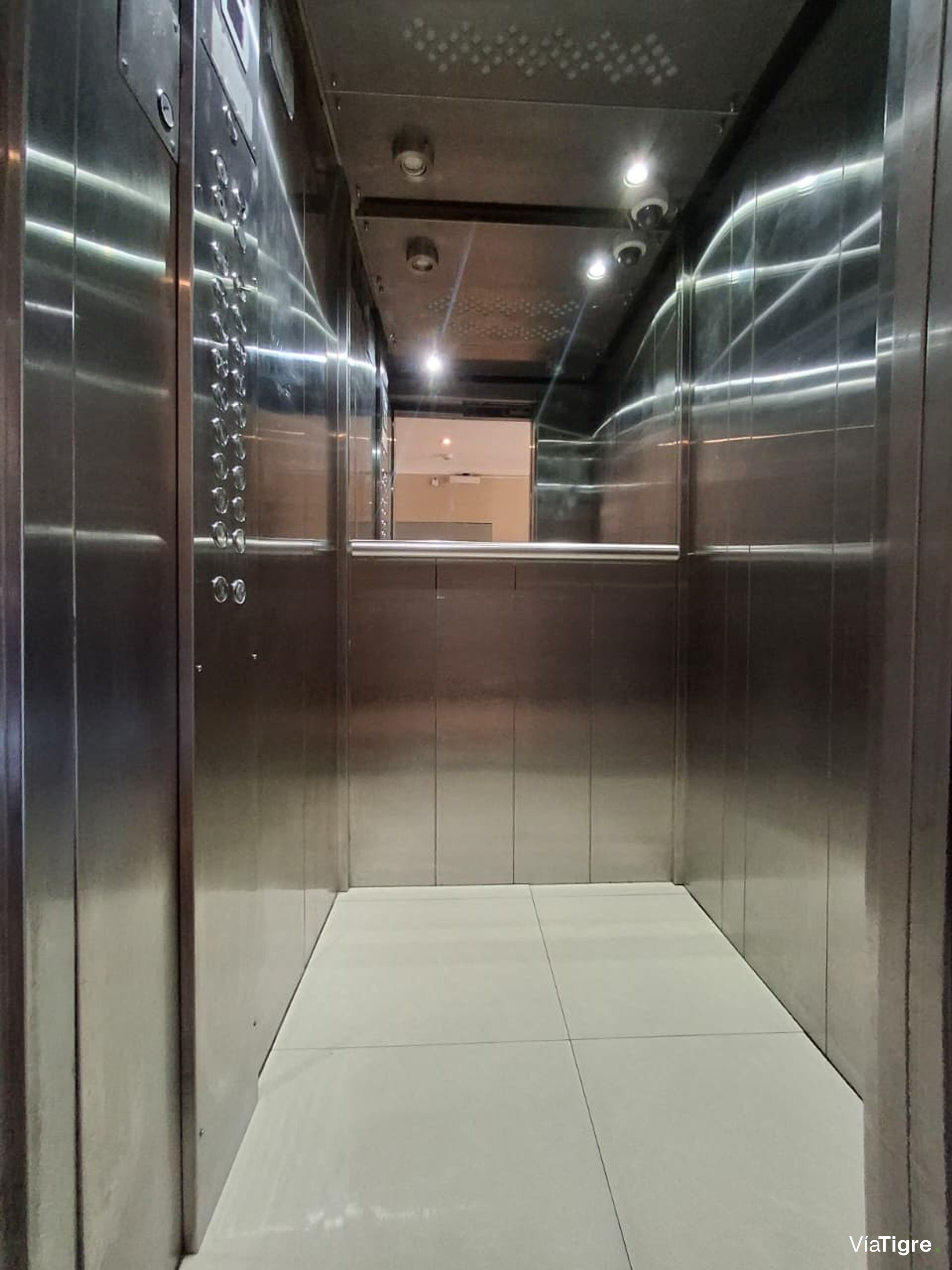 Departamento 2 ambientes en venta en Beccar