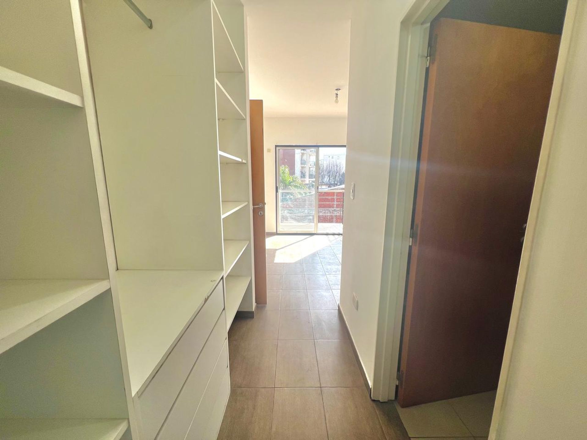 Venta Departamento 2 Ambientes Tigre- Terrraza