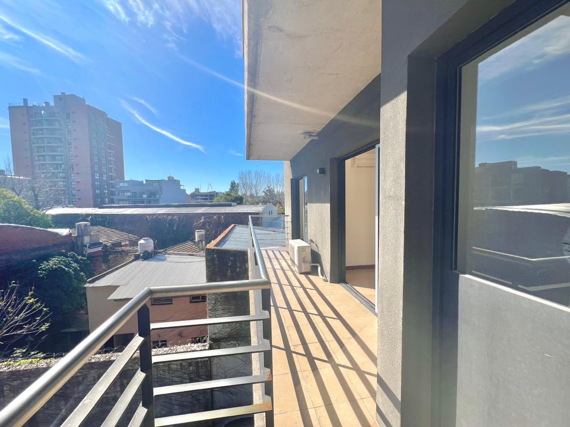 Venta Departamento 2 Ambientes Tigre- Terrraza