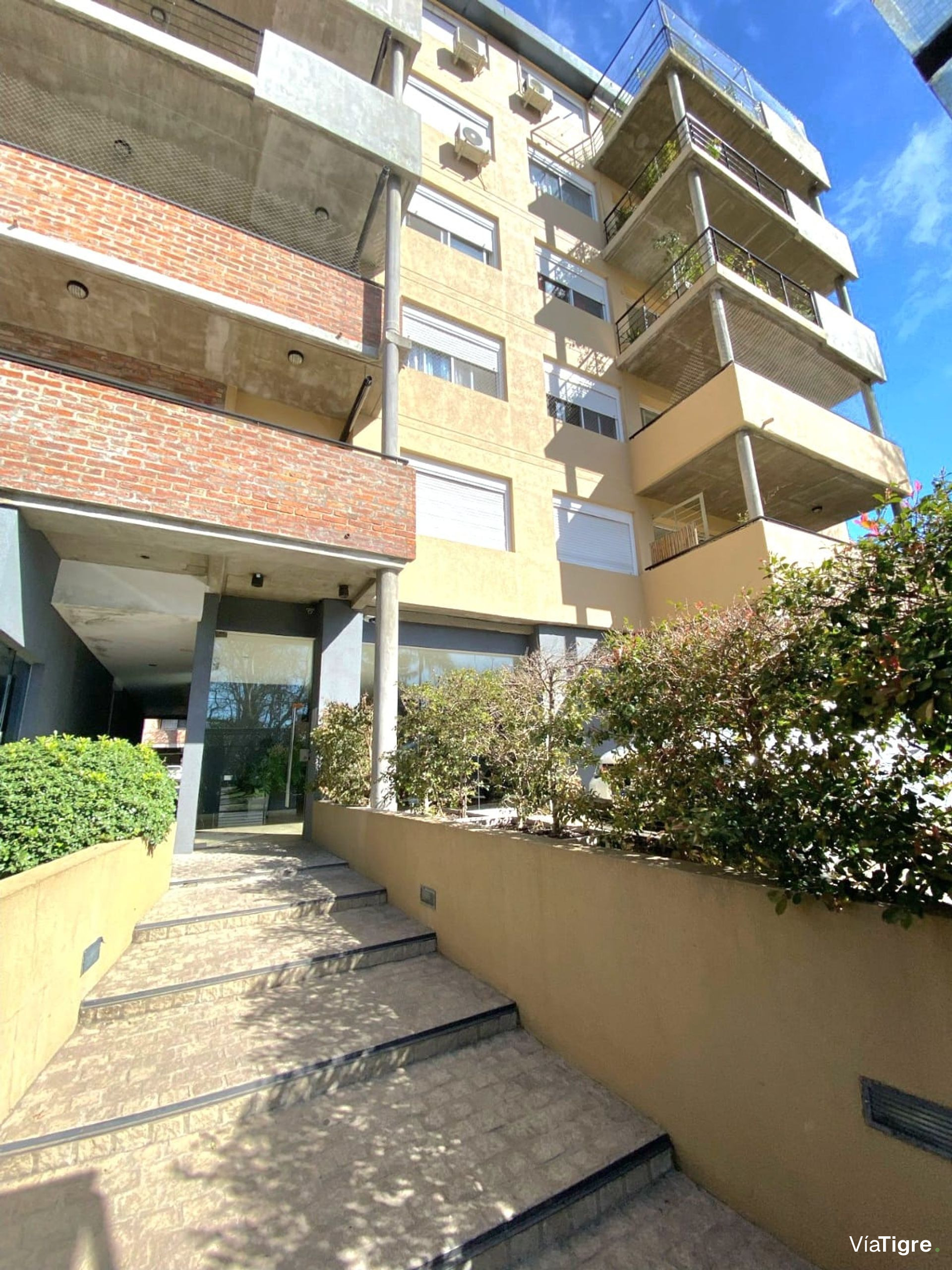 Departamento super LUMINOSO 2 Ambientes TIGRE