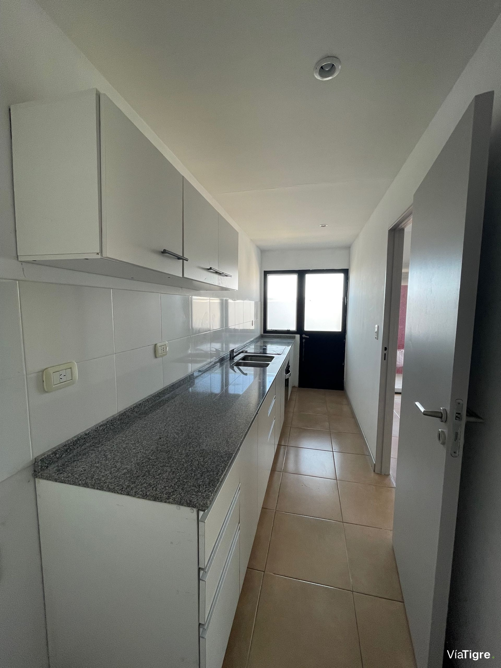 Venta Departamento Tigre Centro Con Balcon