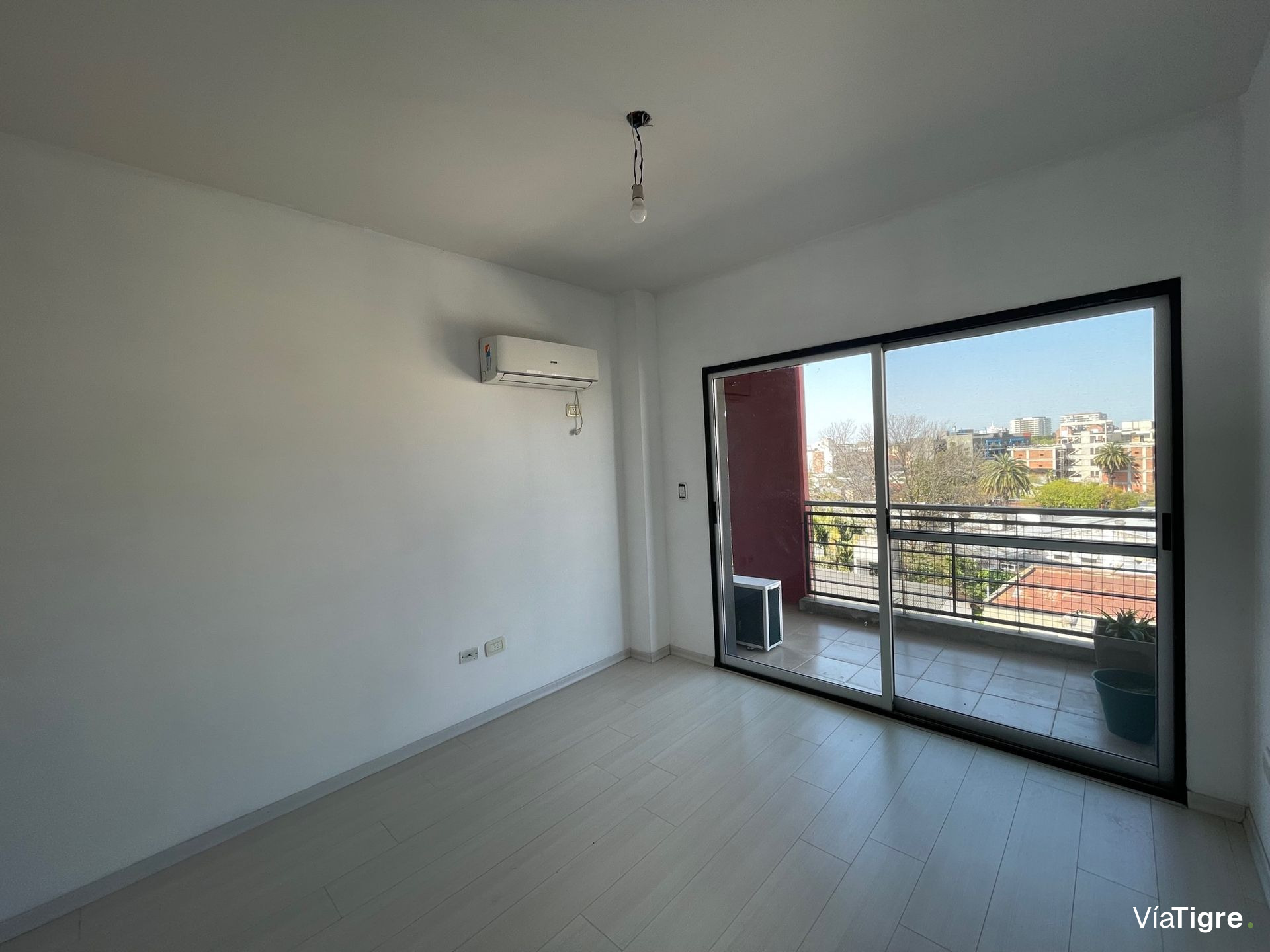 Venta Departamento Tigre Centro Con Balcon