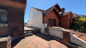 Casa 6 Ambientes C/ Parque Y Pileta En Acassuso